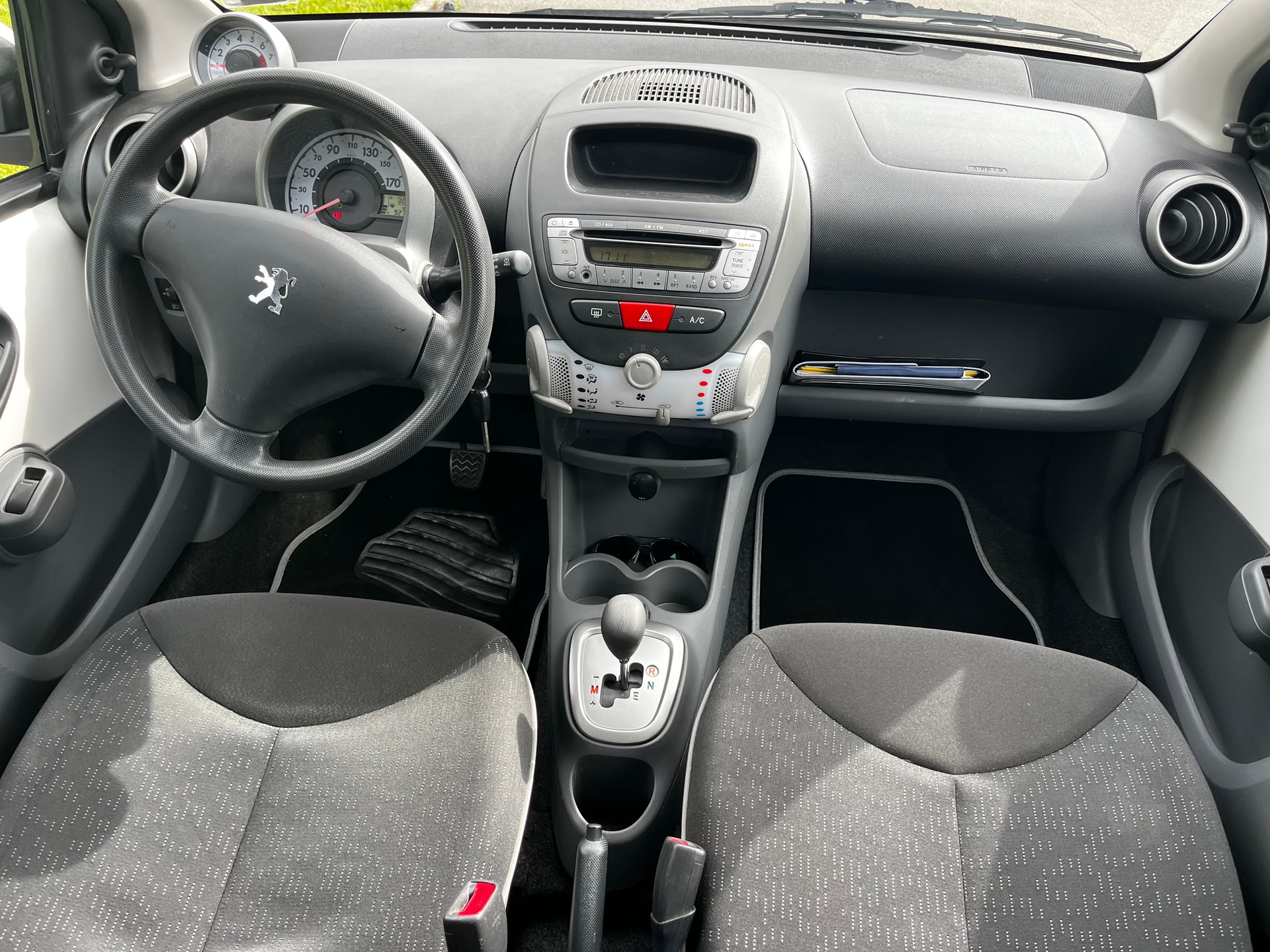 PEUGEOT 107 1.0 Trendy BMP5-image-10