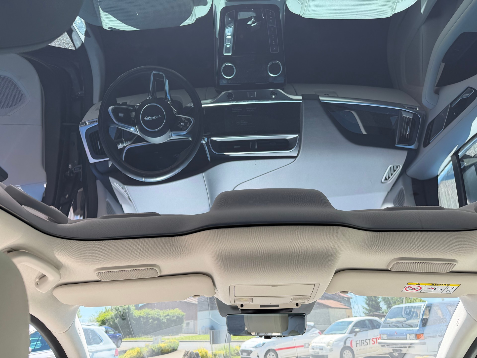 JAGUAR I-Pace EV400 SE AWD-image-7