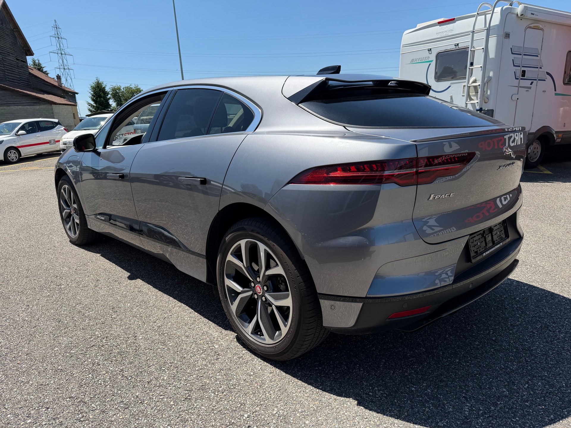 JAGUAR I-Pace EV400 SE AWD-image-2