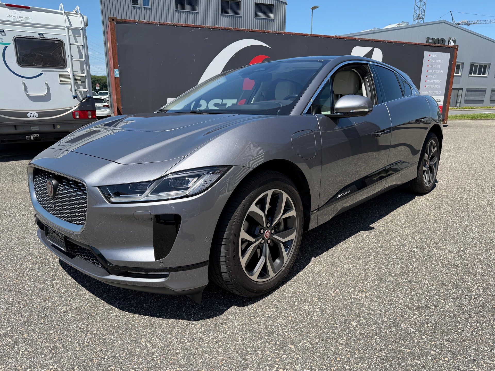 JAGUAR I-Pace EV400 SE AWD-image-1