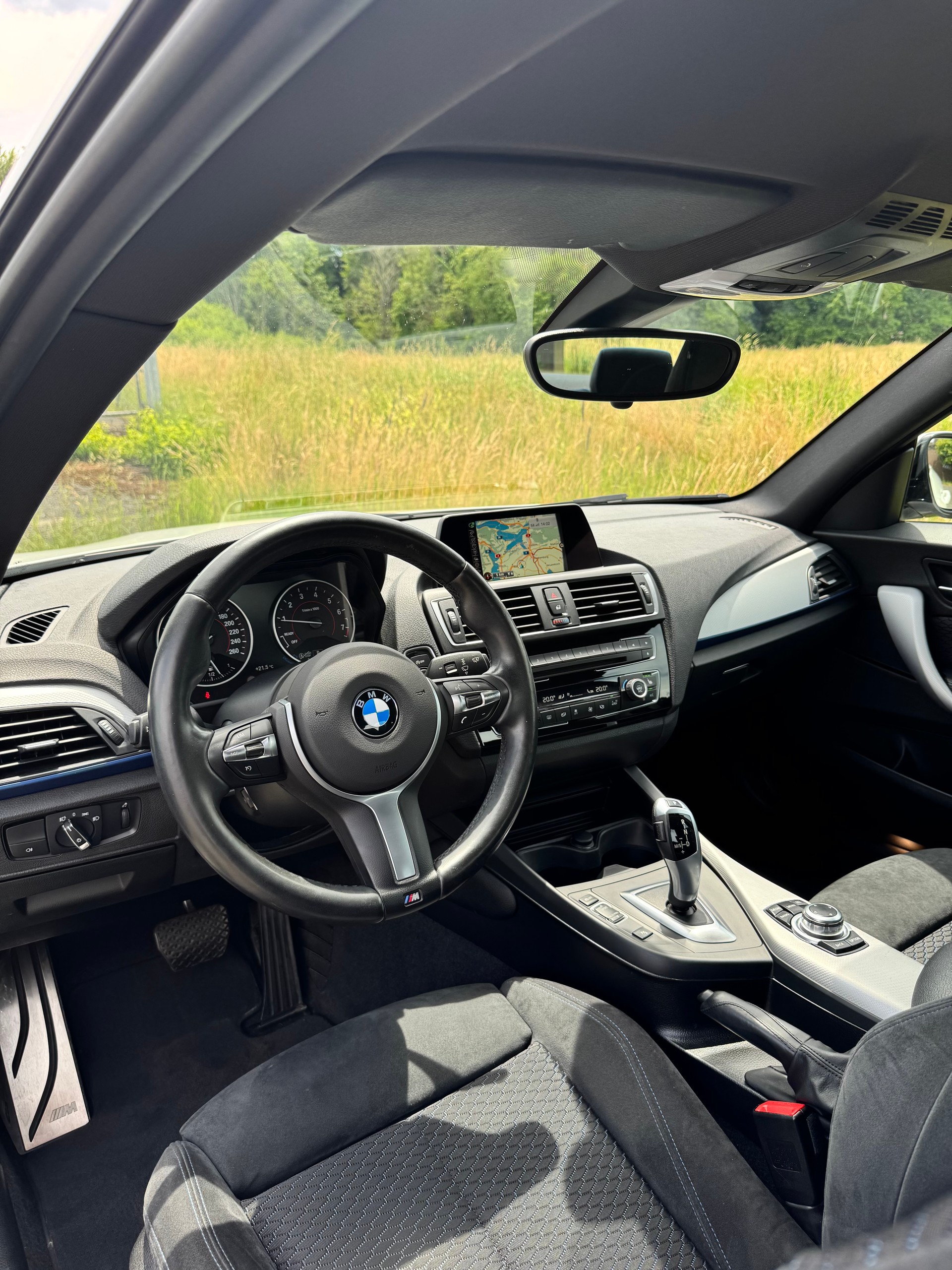 BMW 218i M Sport Steptronic / ab MFK bei Verkauf-image-7