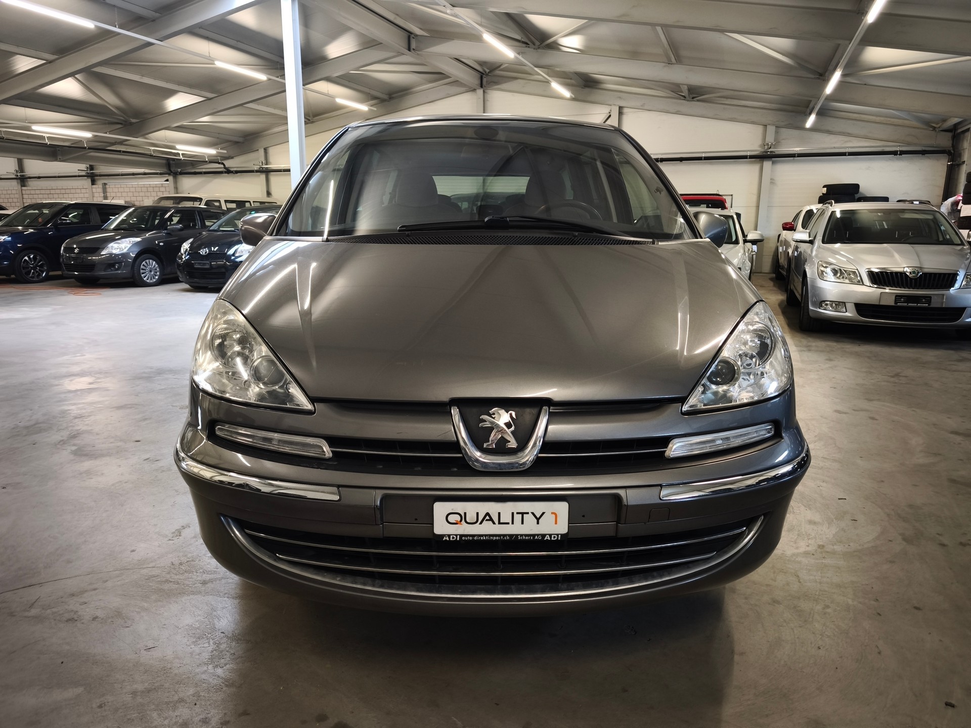 PEUGEOT 807 2.0 16V HDi Allure-image-0