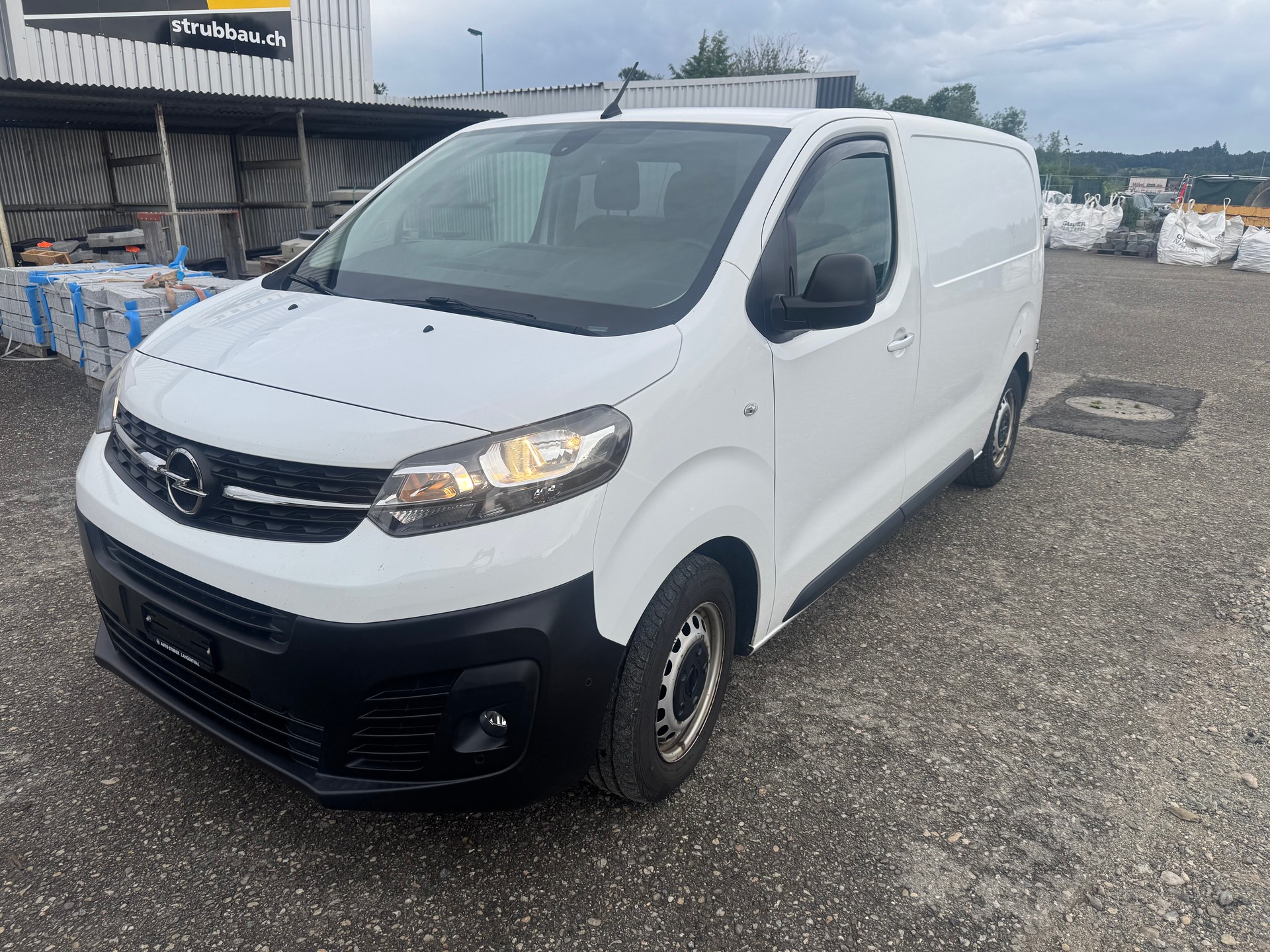 OPEL Vivaro Cargo 2.0 CDTI Enjoy s/s M Aut.-image-1