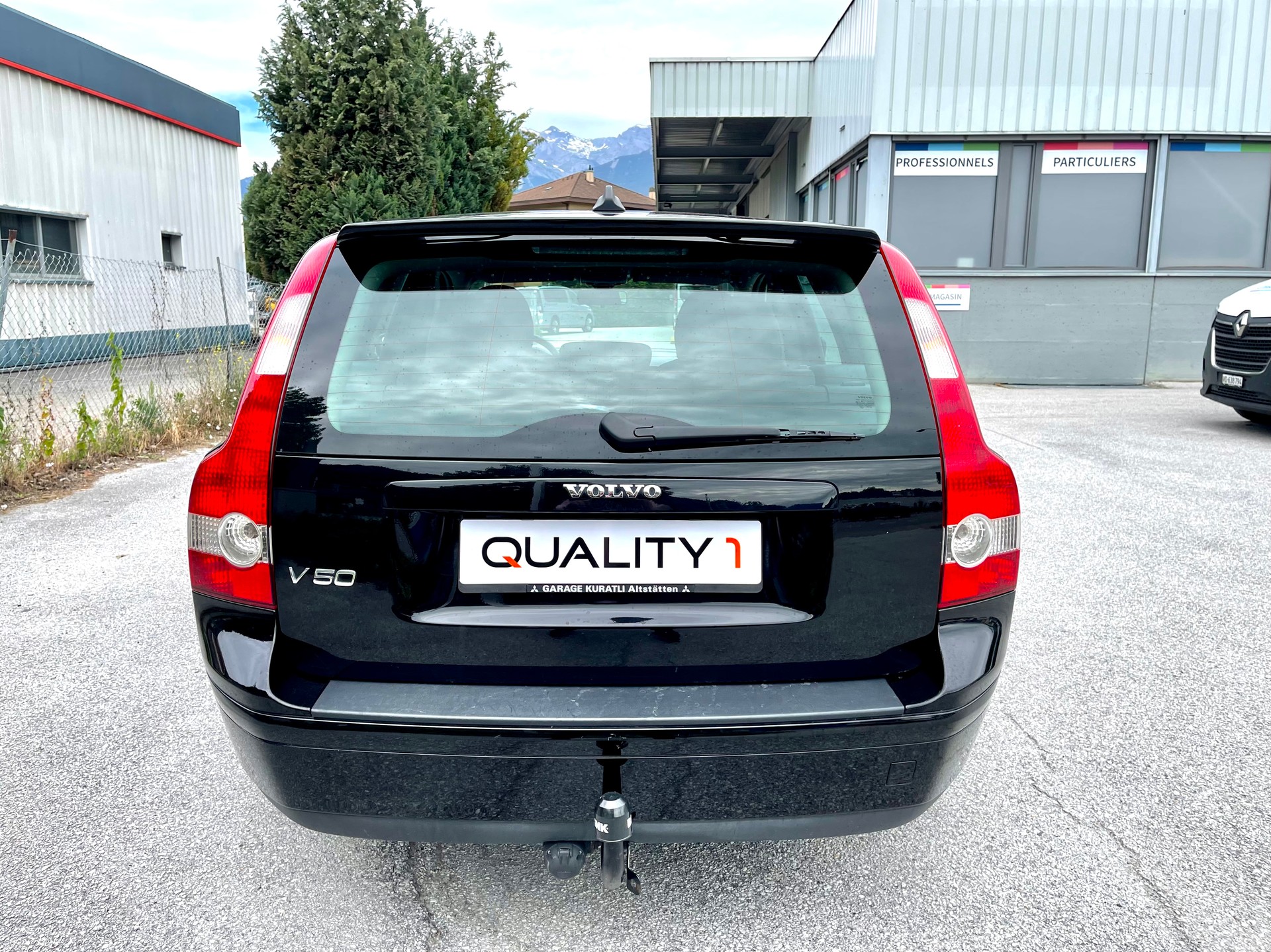 VOLVO V50 1.6-image-2