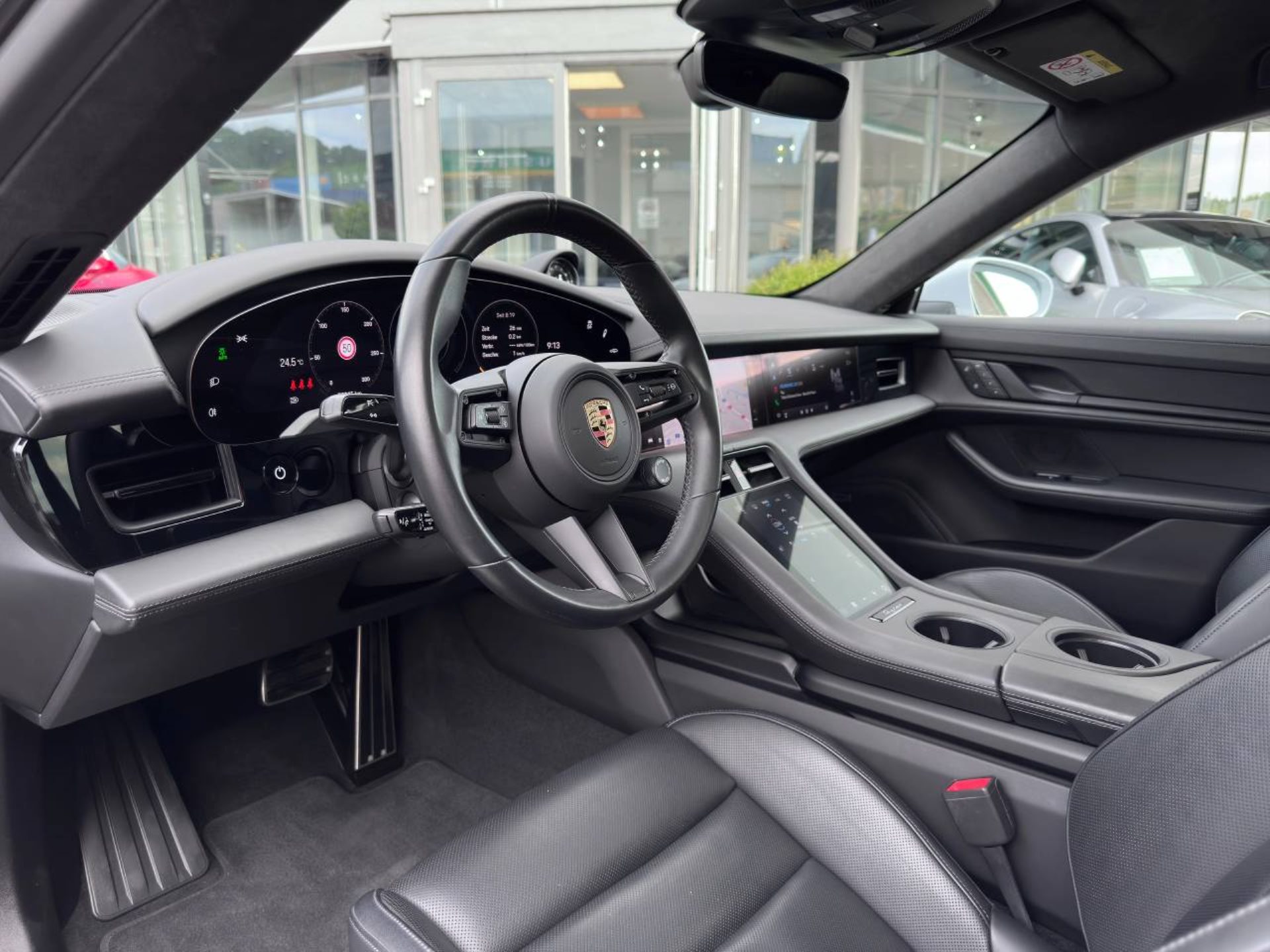 PORSCHE Taycan Turbo Sport Turismo-image-15