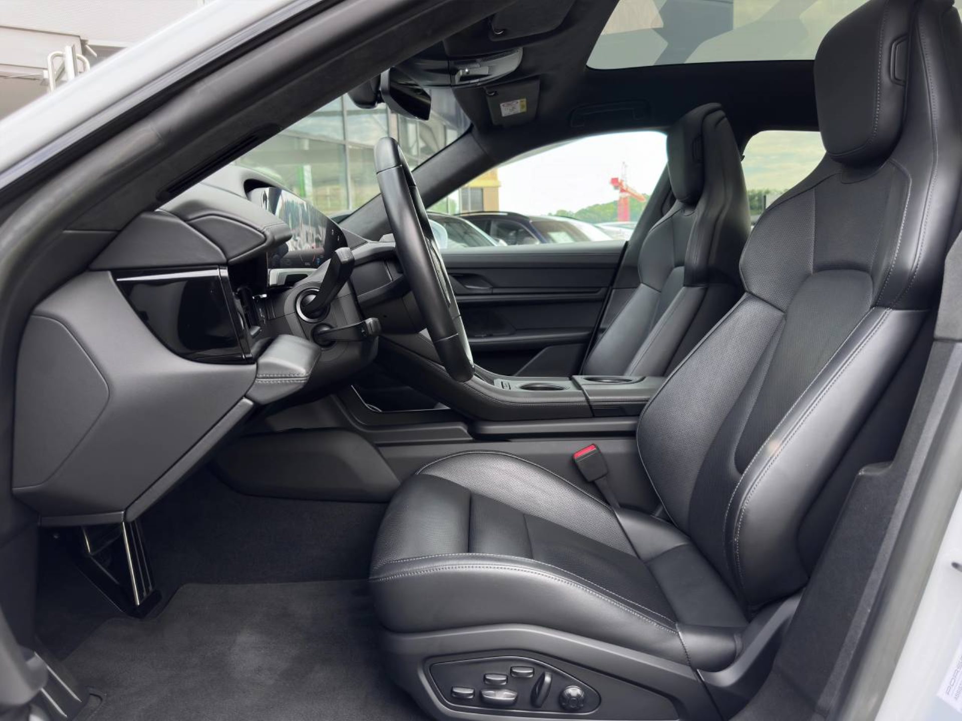 PORSCHE Taycan Turbo Sport Turismo-image-19