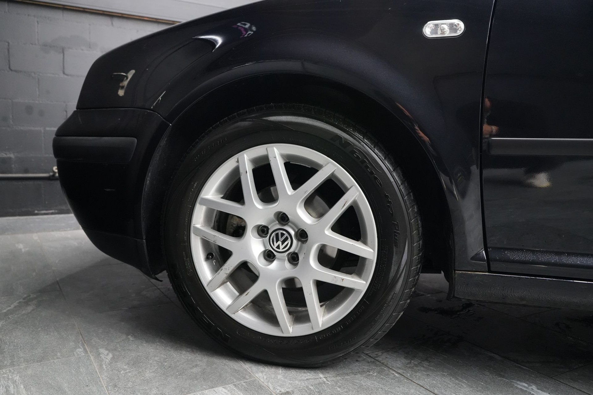 VW Golf 1.6 16V-image-7