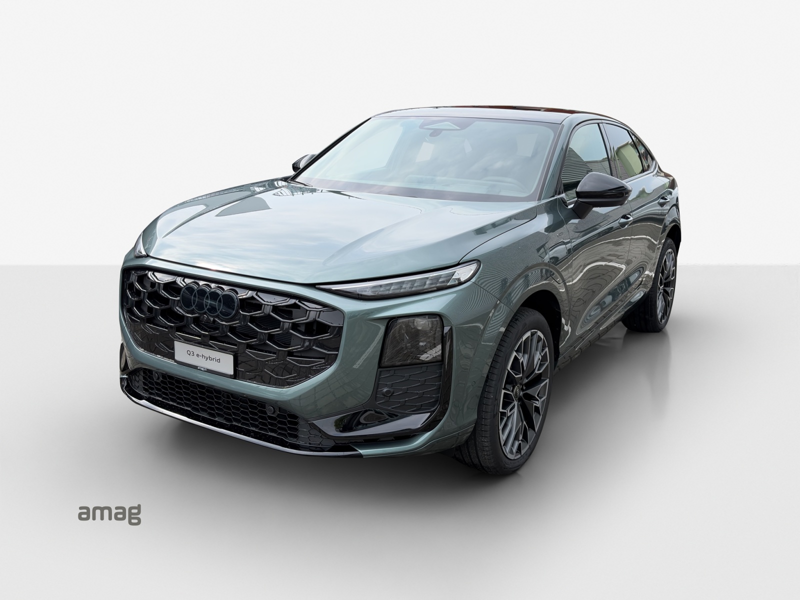 AUDI Q3 Sportback e-hybrid 200 kW S tronig-image-0