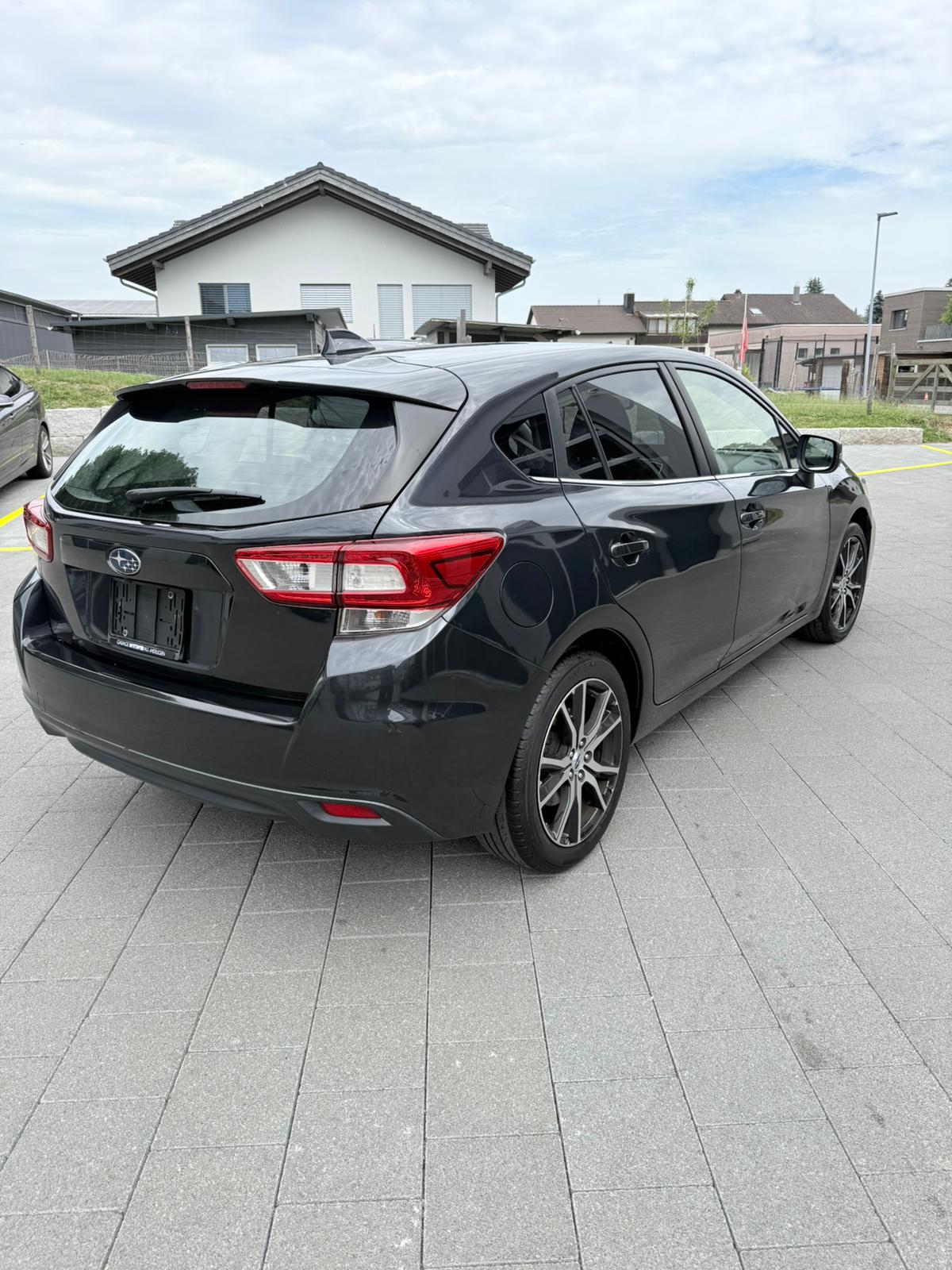 SUBARU 1.6i Swiss Plus-image-3