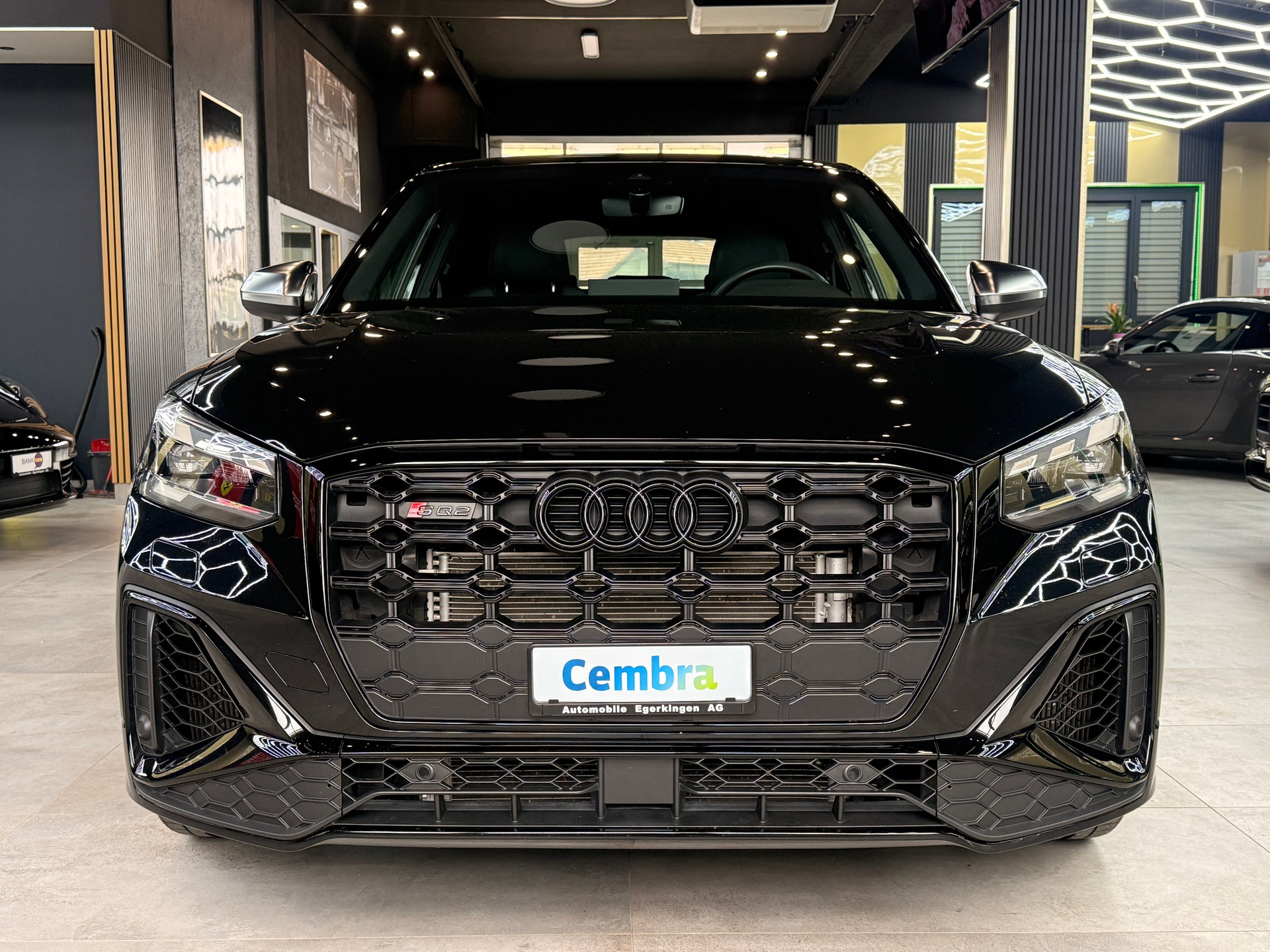 AUDI SQ2 TFSI quattro S-tronic-image-1