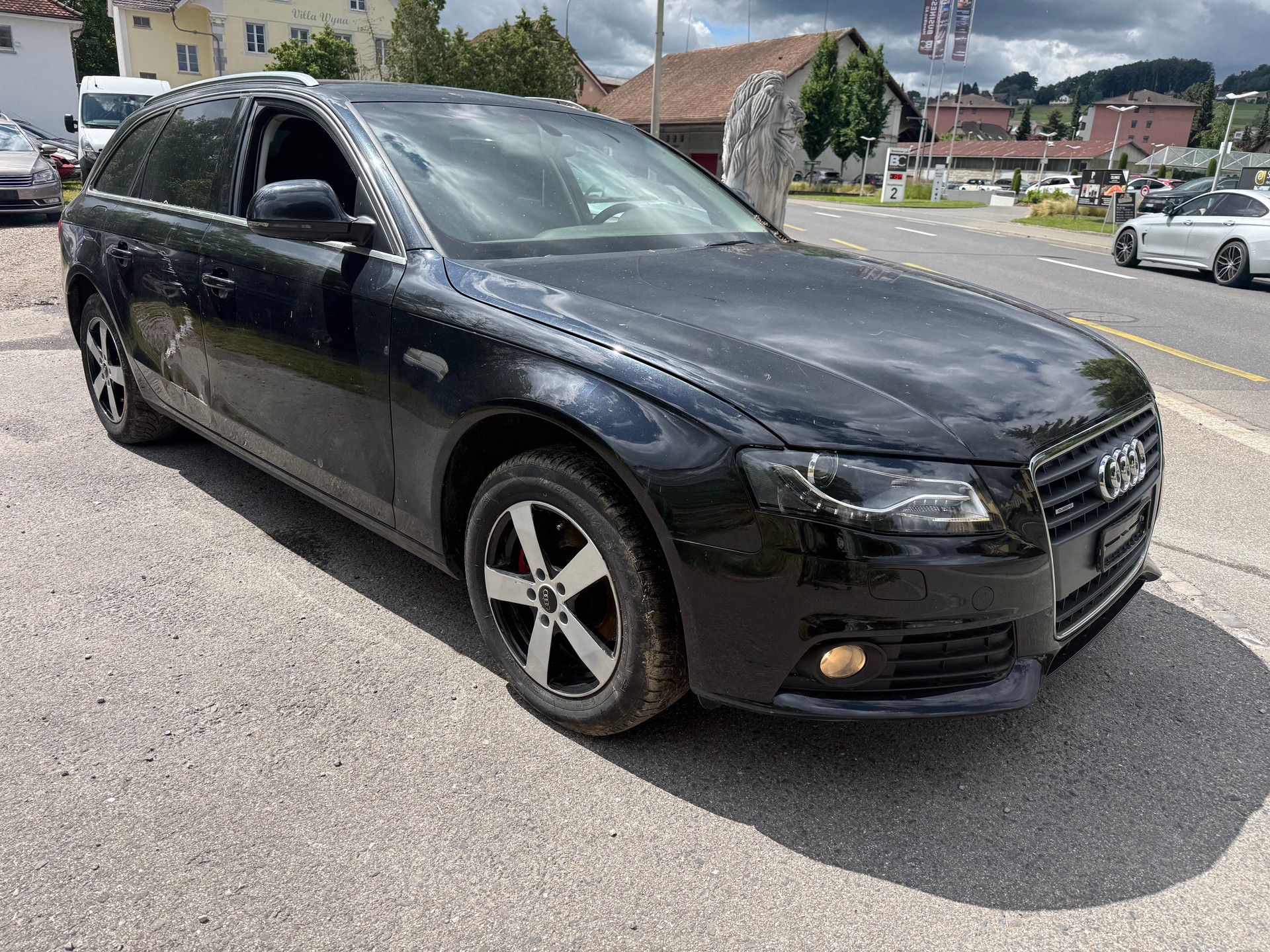 AUDI A4 Avant 1.8 TFSI quattro-image-0