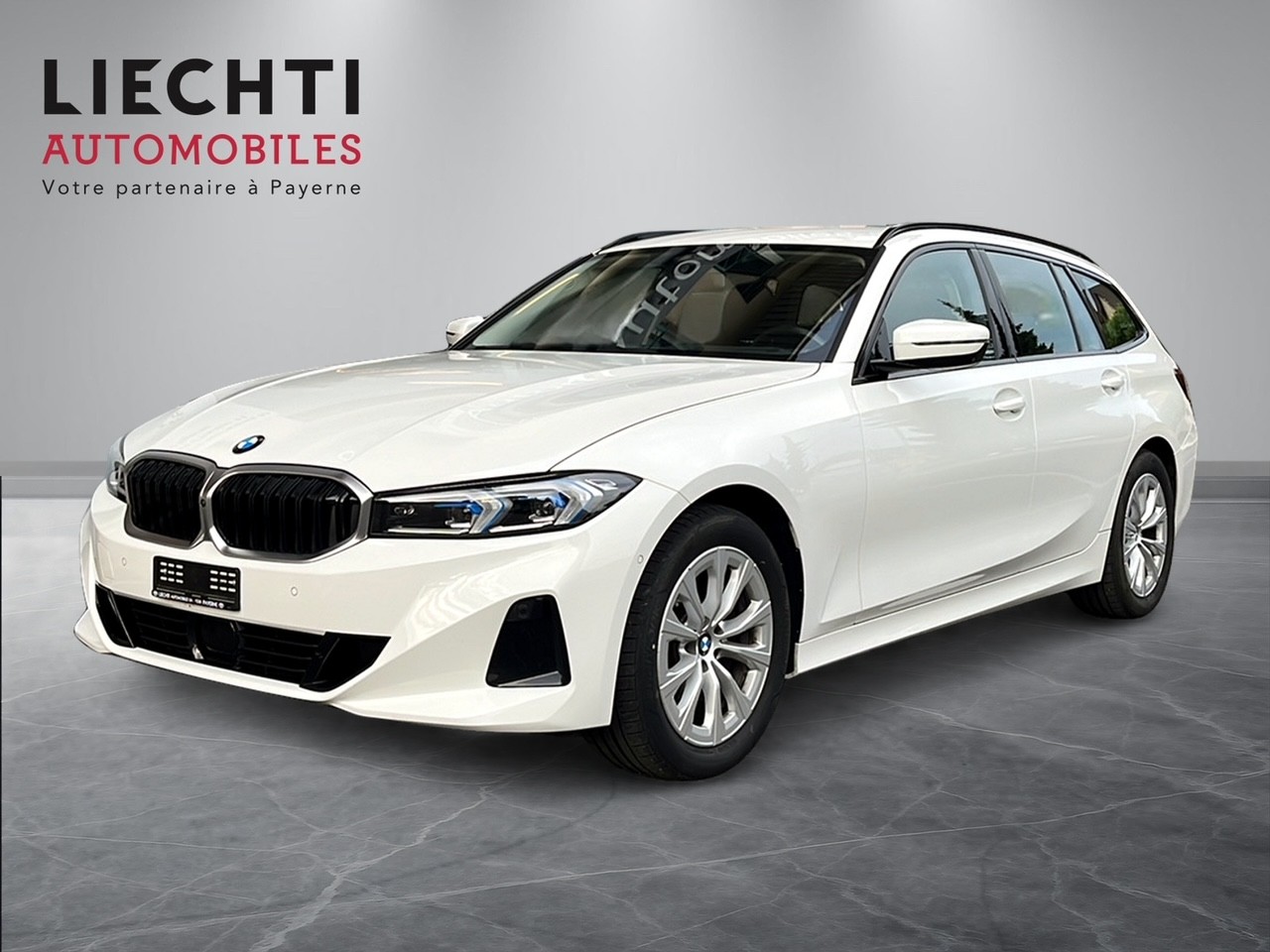 BMW 320d xDrive 48V Touring Steptronic-image-0