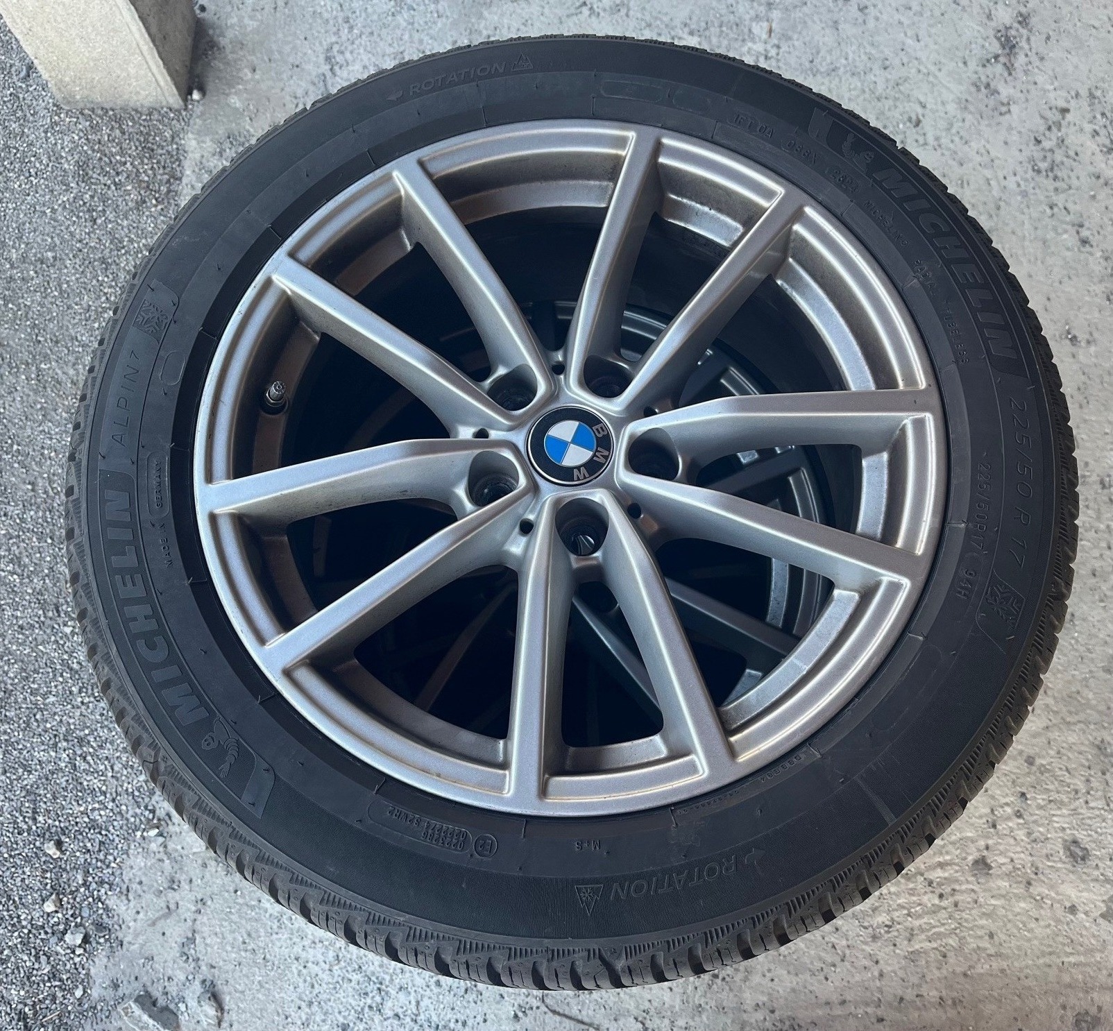 BMW 320d xDrive 48V Touring Steptronic-image-5