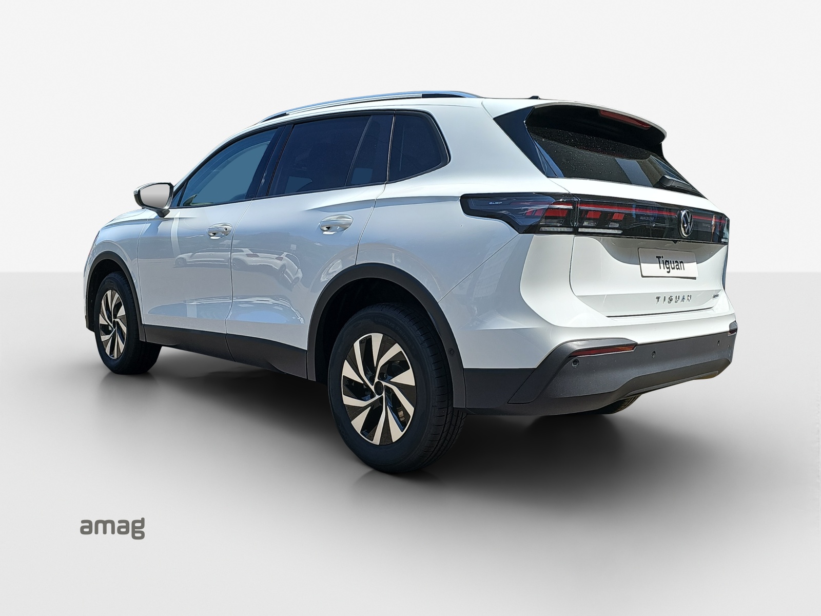 VW Tiguan 2.0 TSI DSG United 4Motion-showroom-element-2