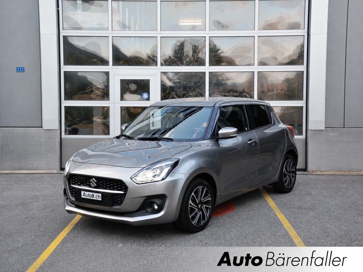 SUZUKI Swift 1.2 Compact Top Hybrid CVT