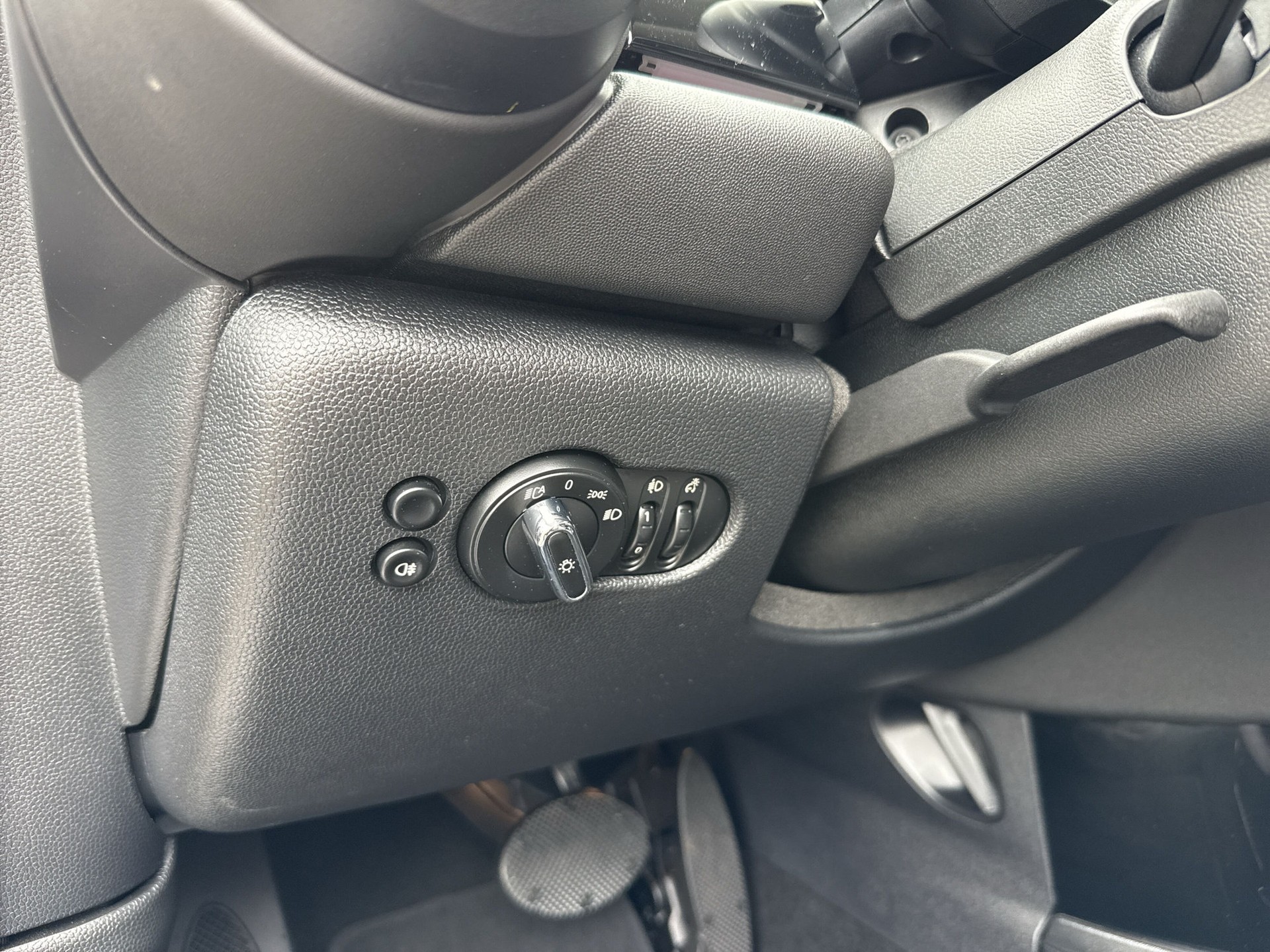 MINI Cooper Steptronic DKG-image-19