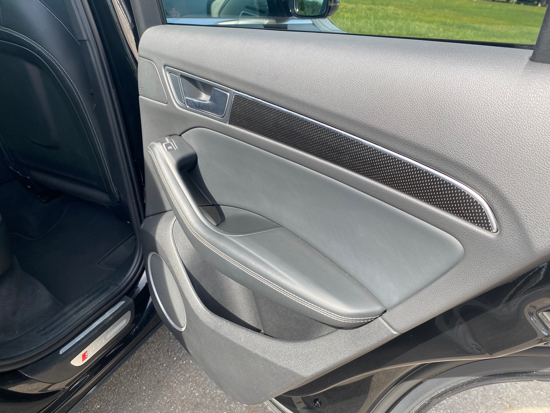 AUDI SQ5-image-13