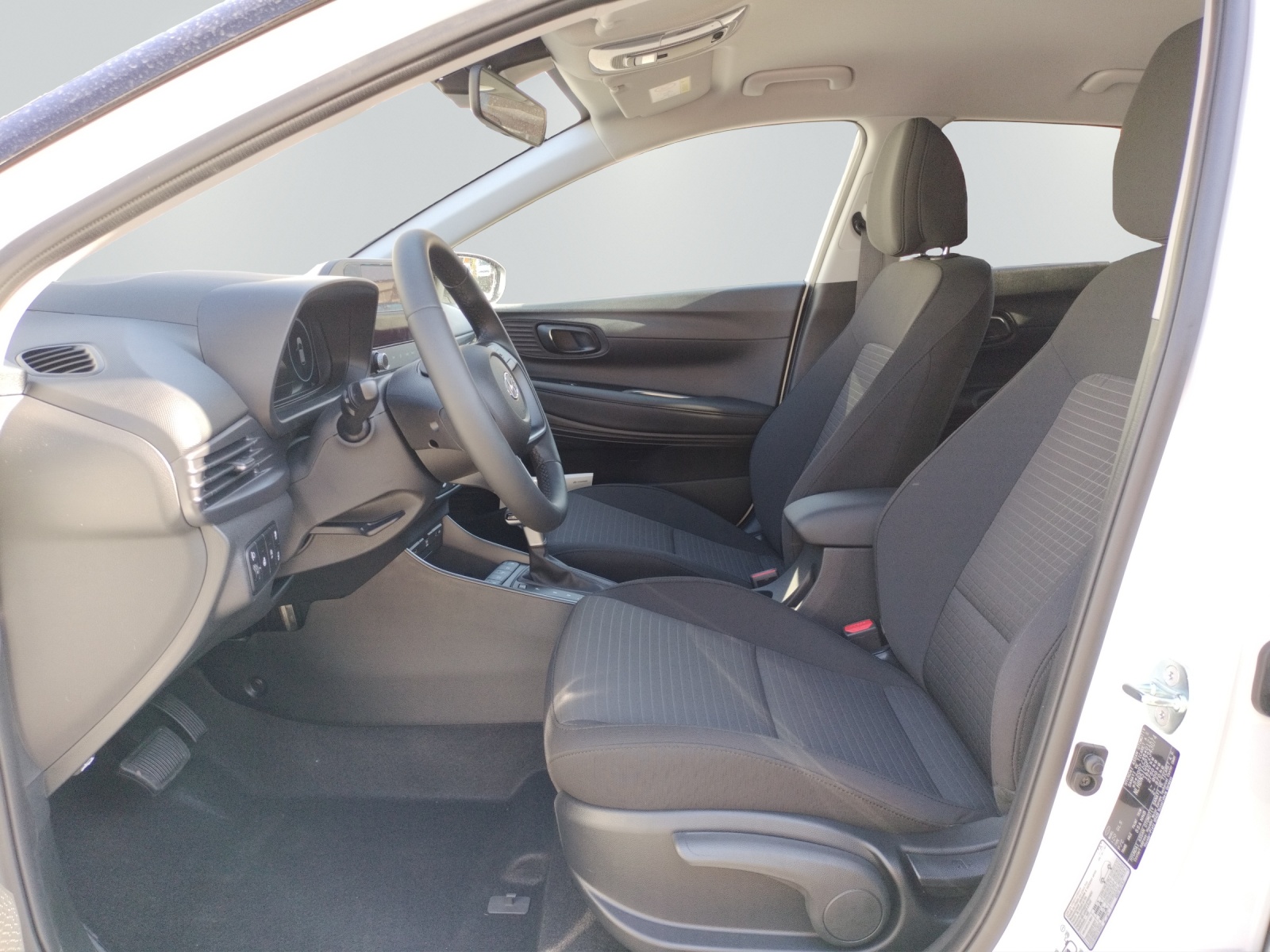 HYUNDAI i20 1.0 T-GDi Amplia DCT-image-7