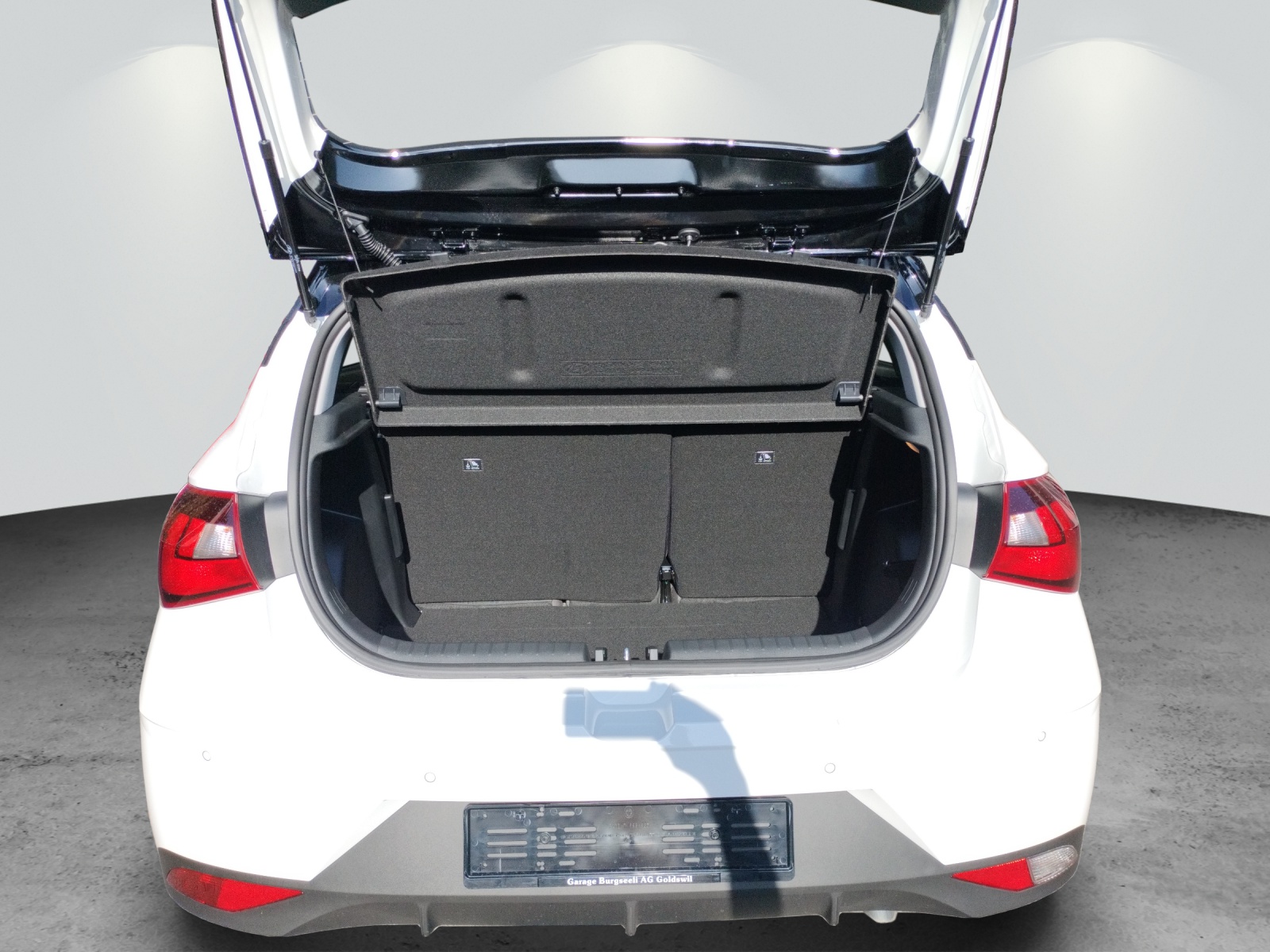 HYUNDAI i20 1.0 T-GDi Amplia DCT-image-9