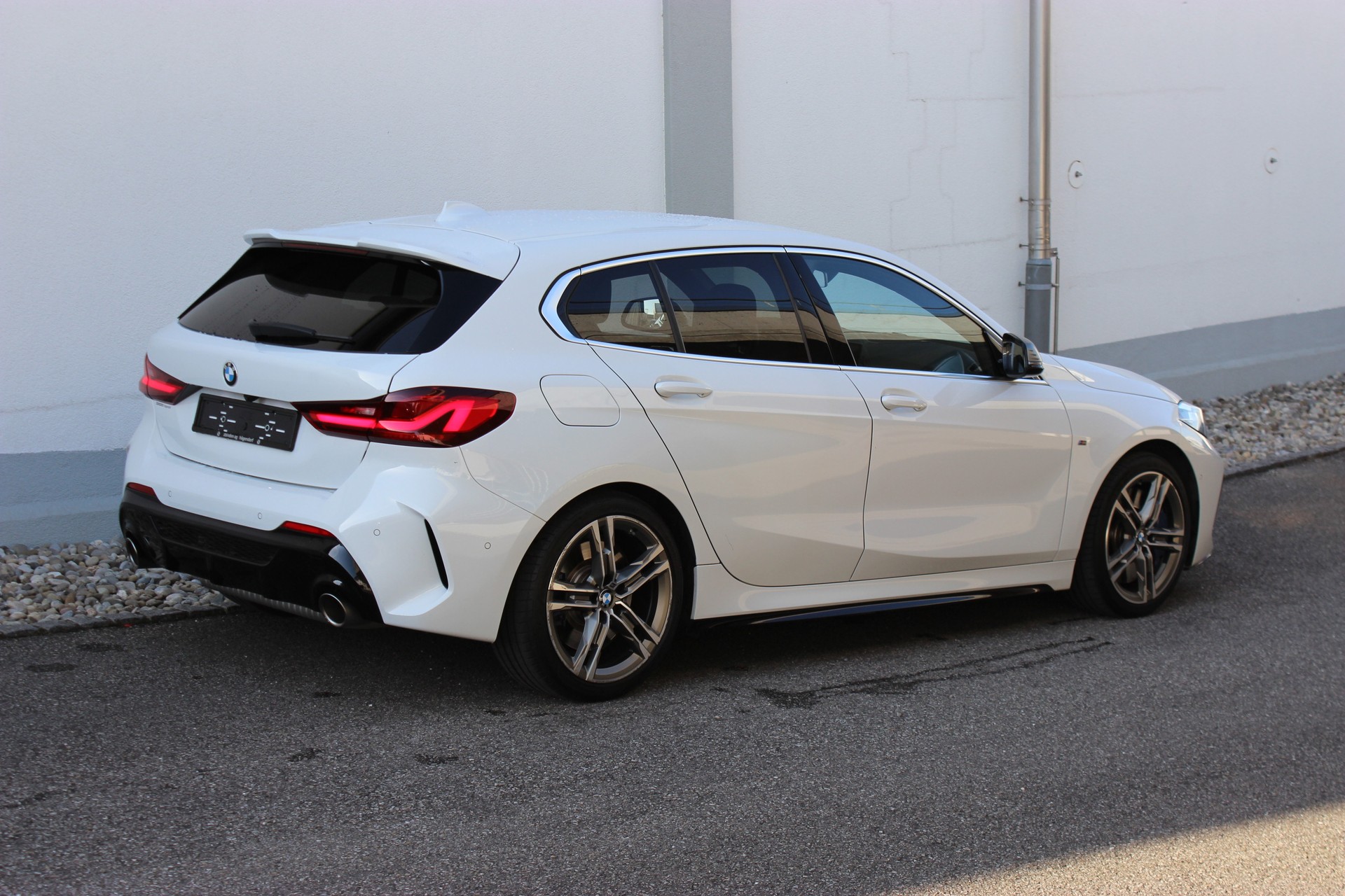 BMW M135i xDrive-image-4