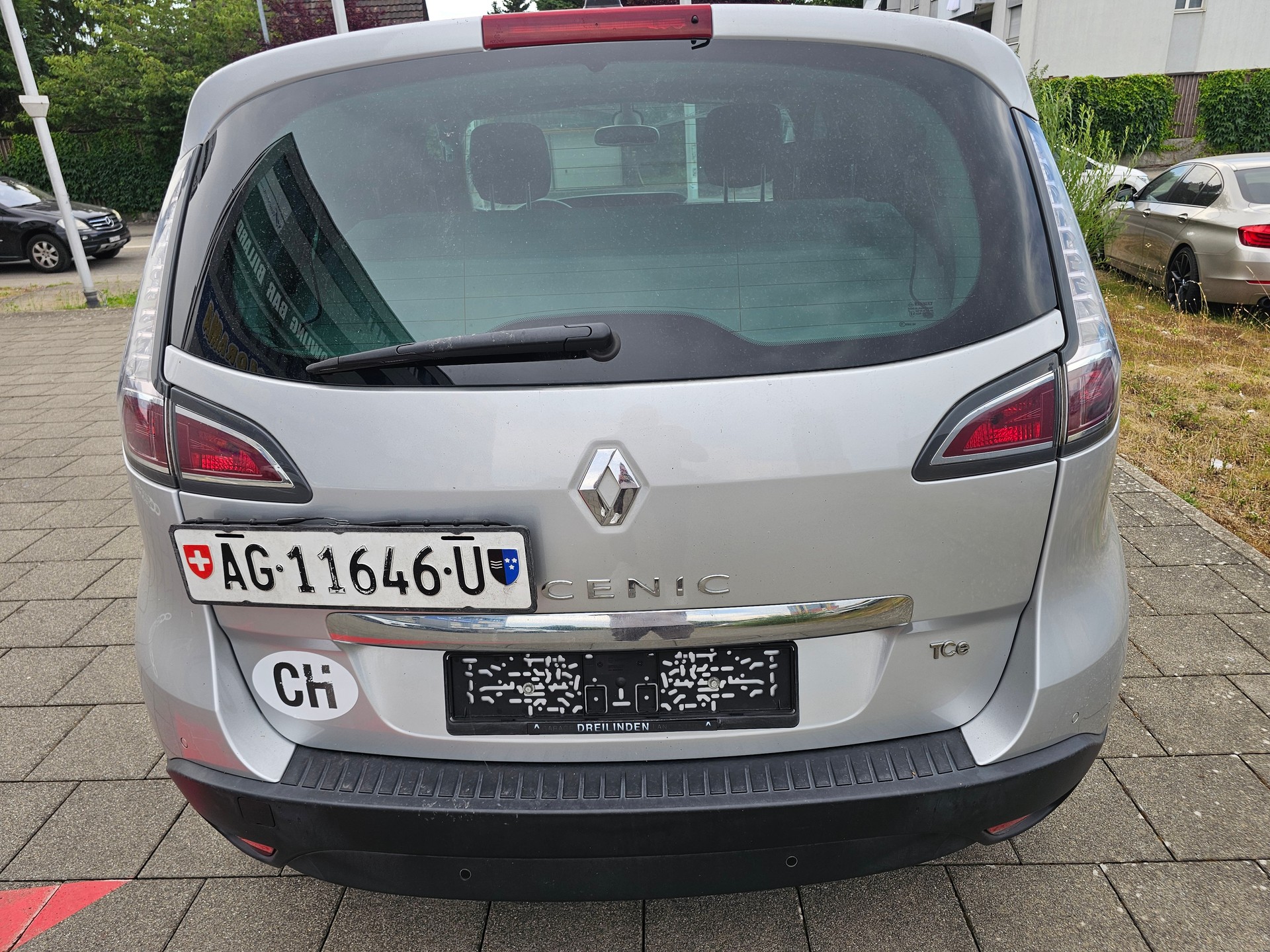 RENAULT Scénic 1.5 dCi Limited EDC-image-7