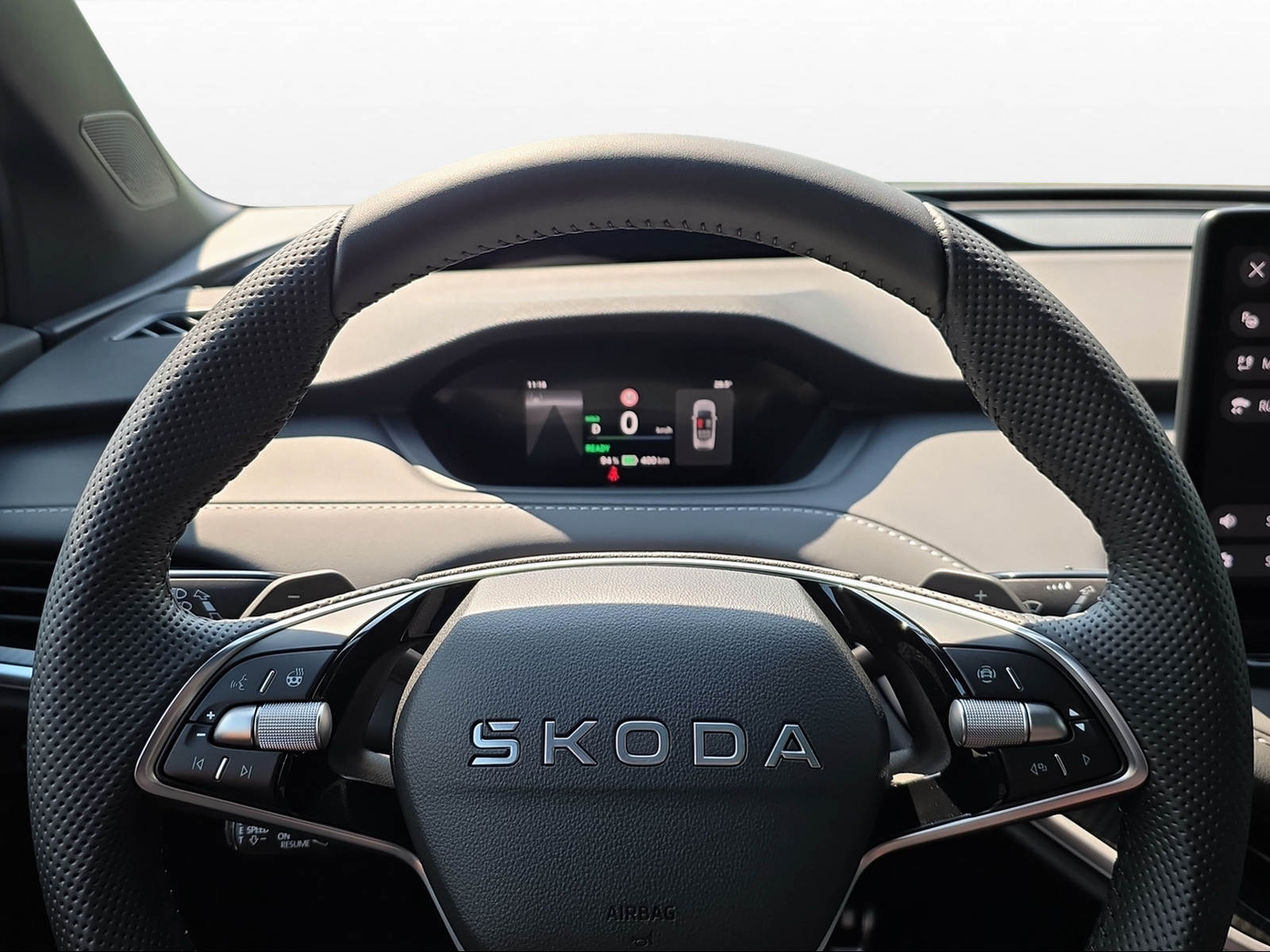 SKODA Enyaq 85x Sportline 4x4-image-4