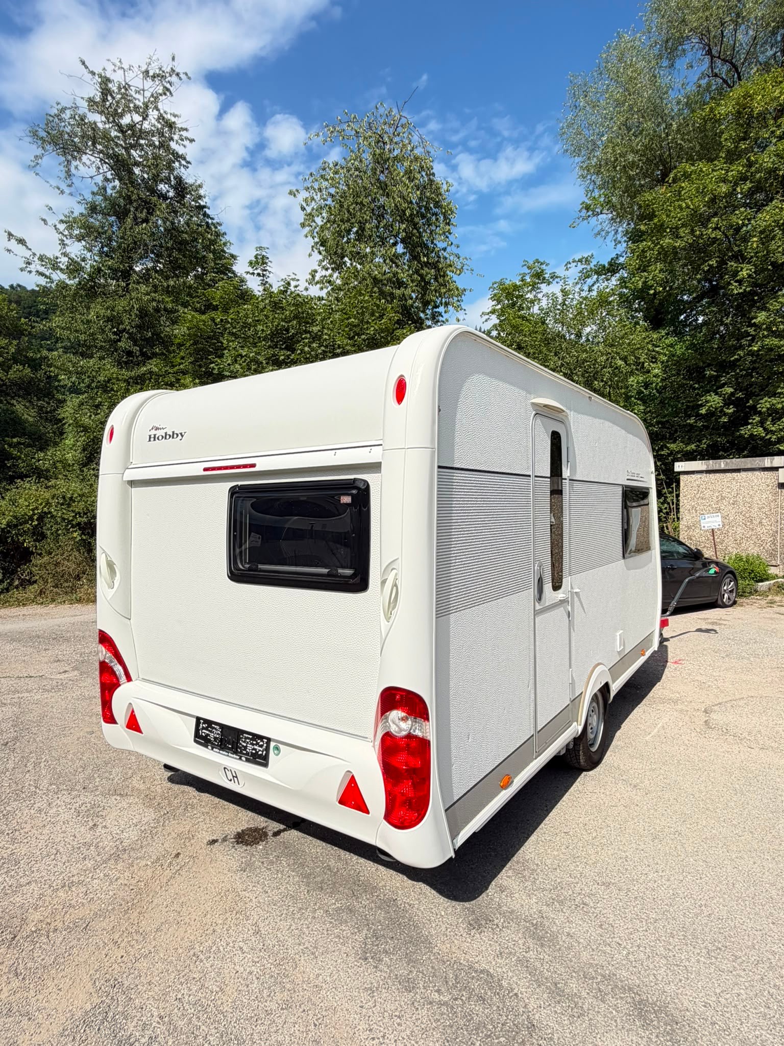HOBBY 30 EG Deluxe 400 TB MFK Gas Neu-showroom-element-1