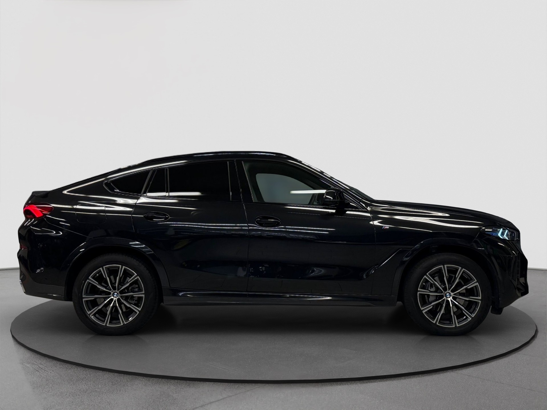 BMW X6 xDrive 48V 40d Steptronic M Sport-image-5