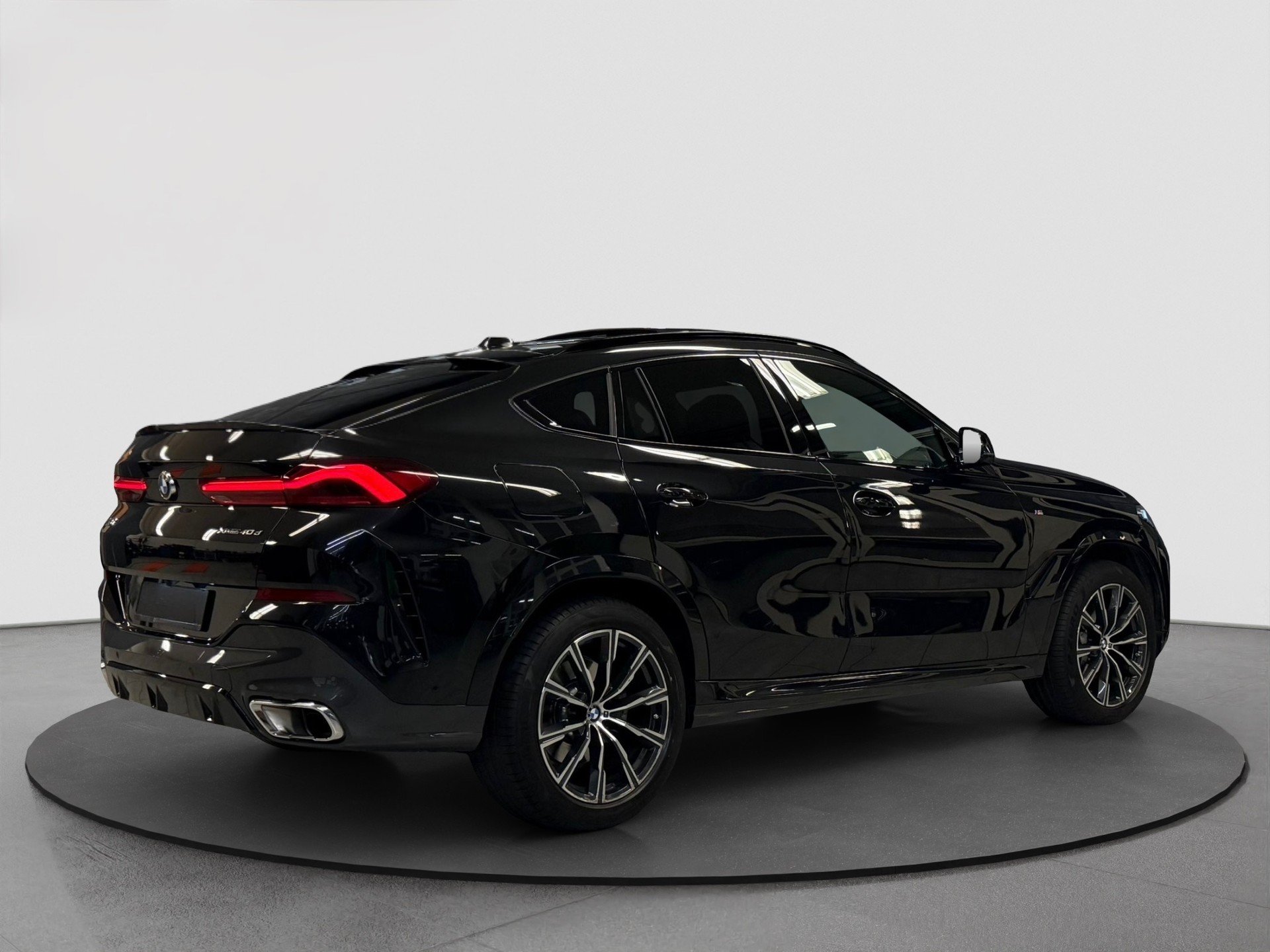 BMW X6 xDrive 48V 40d Steptronic M Sport-image-4