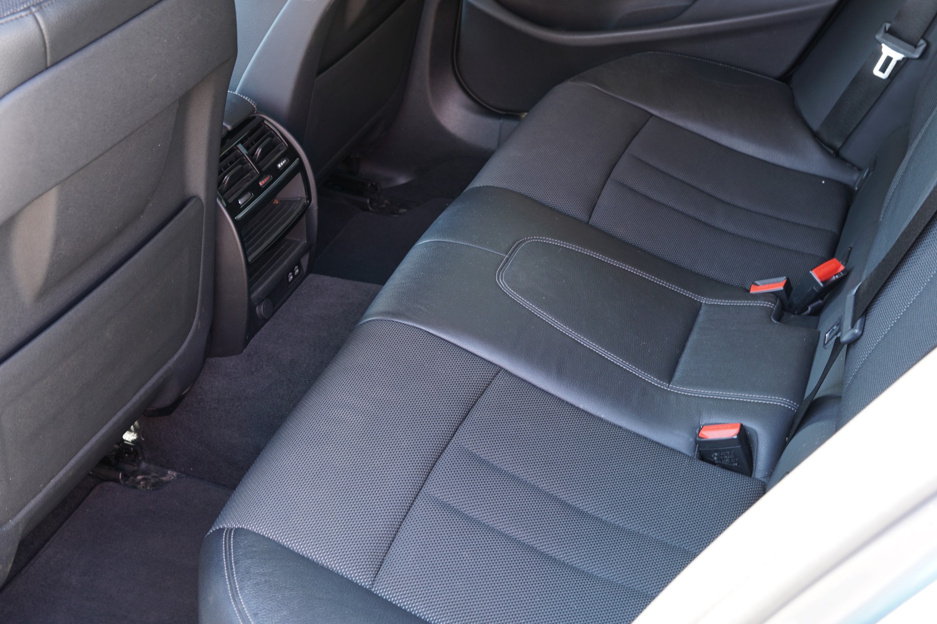 BMW 520d xDrive Touring Sport Line Steptronic-image-6