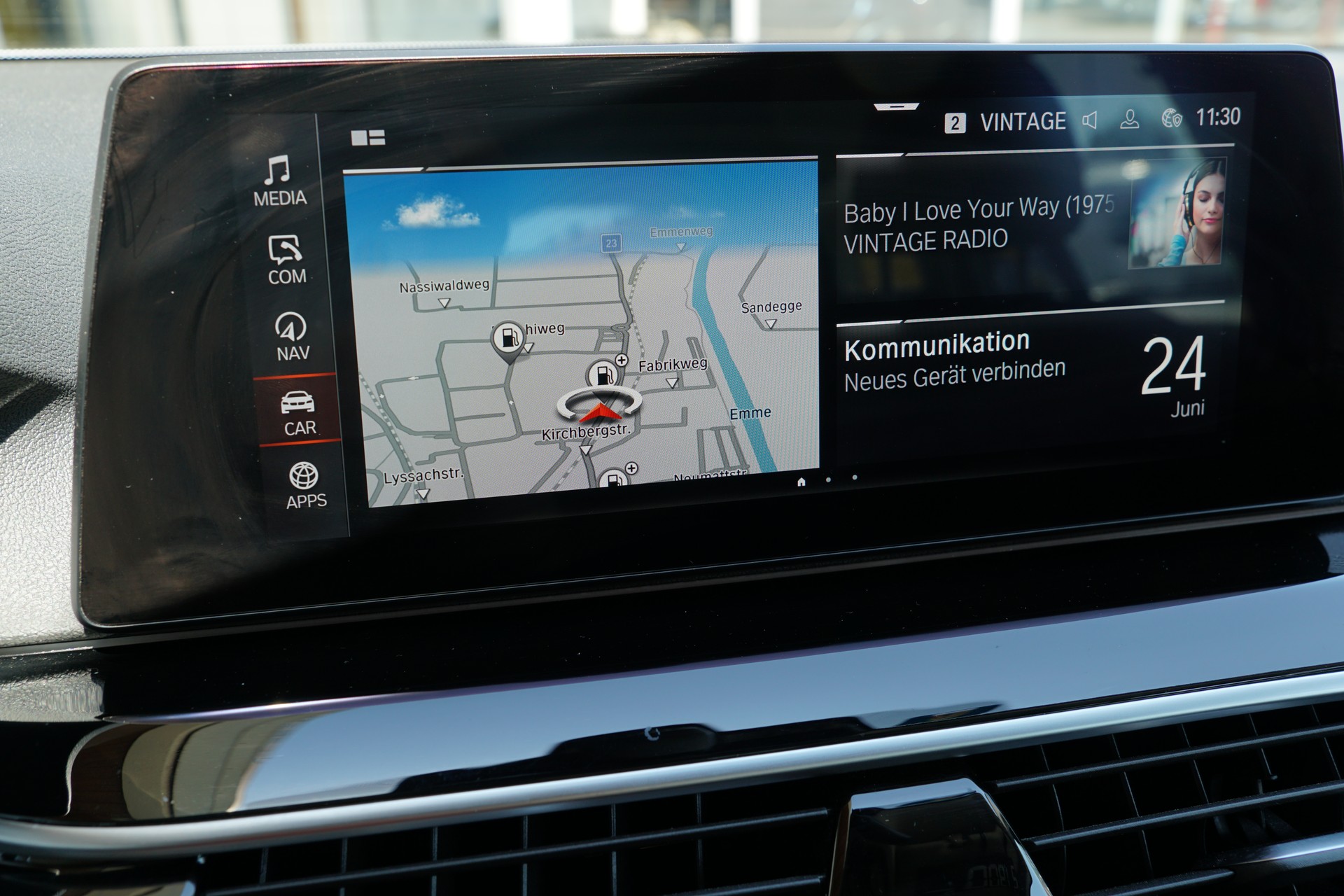 BMW 520d xDrive Touring Sport Line Steptronic-image-10