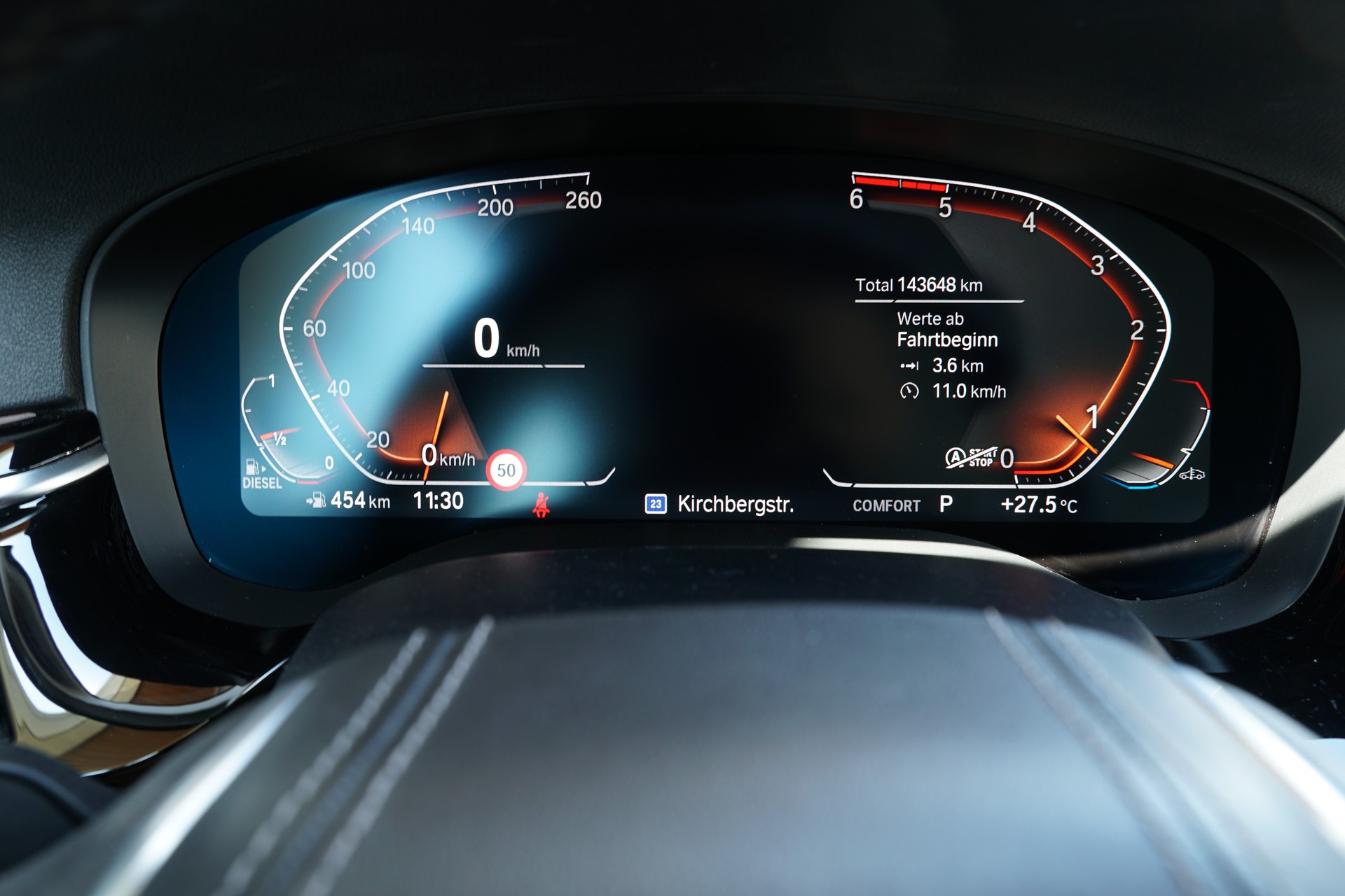 BMW 520d xDrive Touring Sport Line Steptronic-image-12