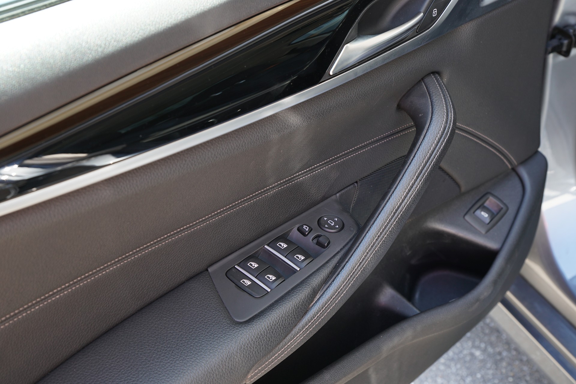BMW 520d xDrive Touring Sport Line Steptronic-image-7