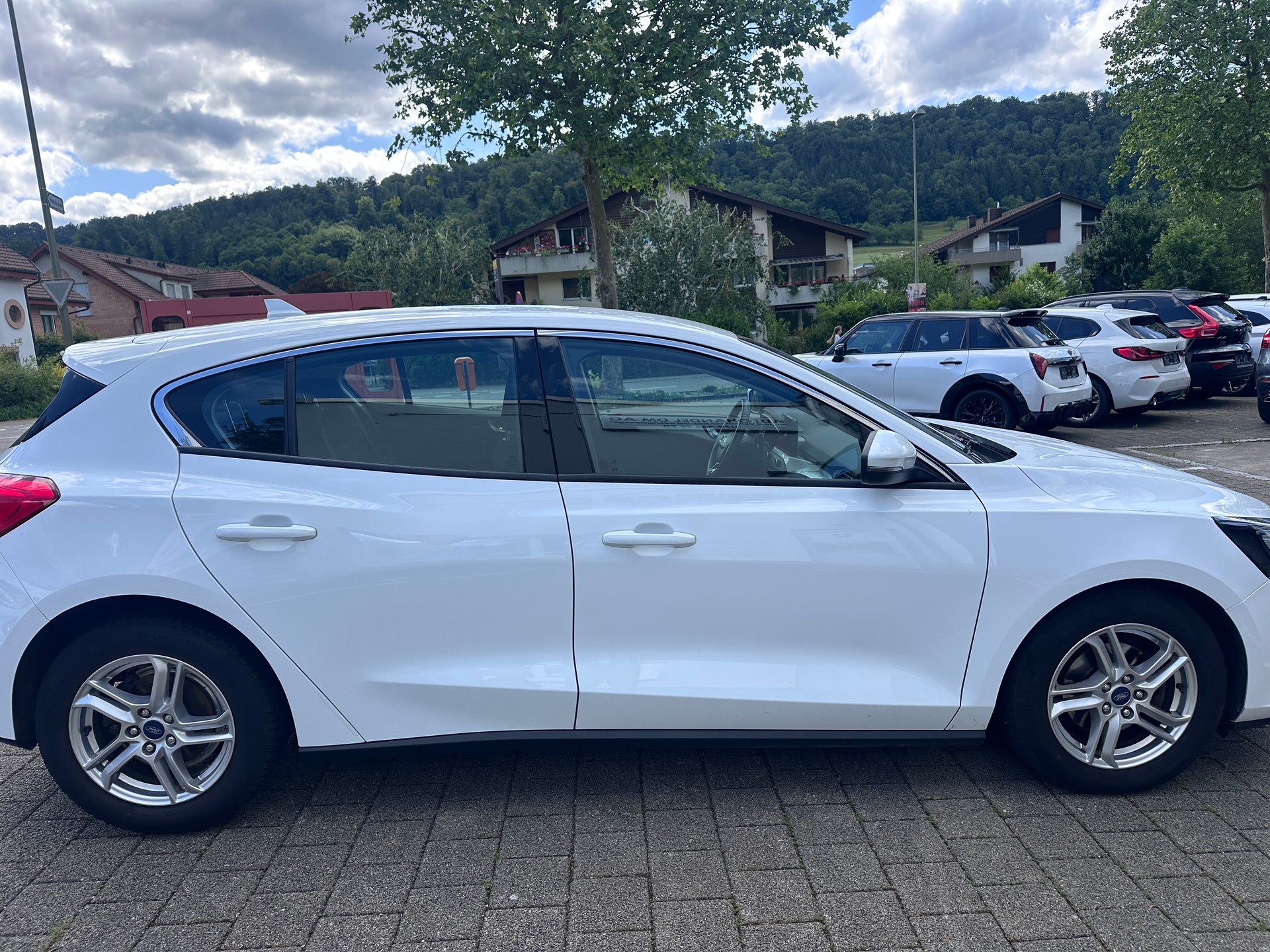 FORD Focus 1.5 TDCi Cool Connect Automatic-image-6