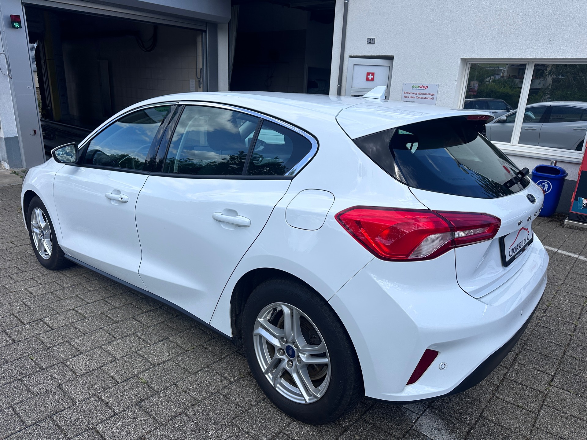 FORD Focus 1.5 TDCi Cool Connect Automatic-image-3