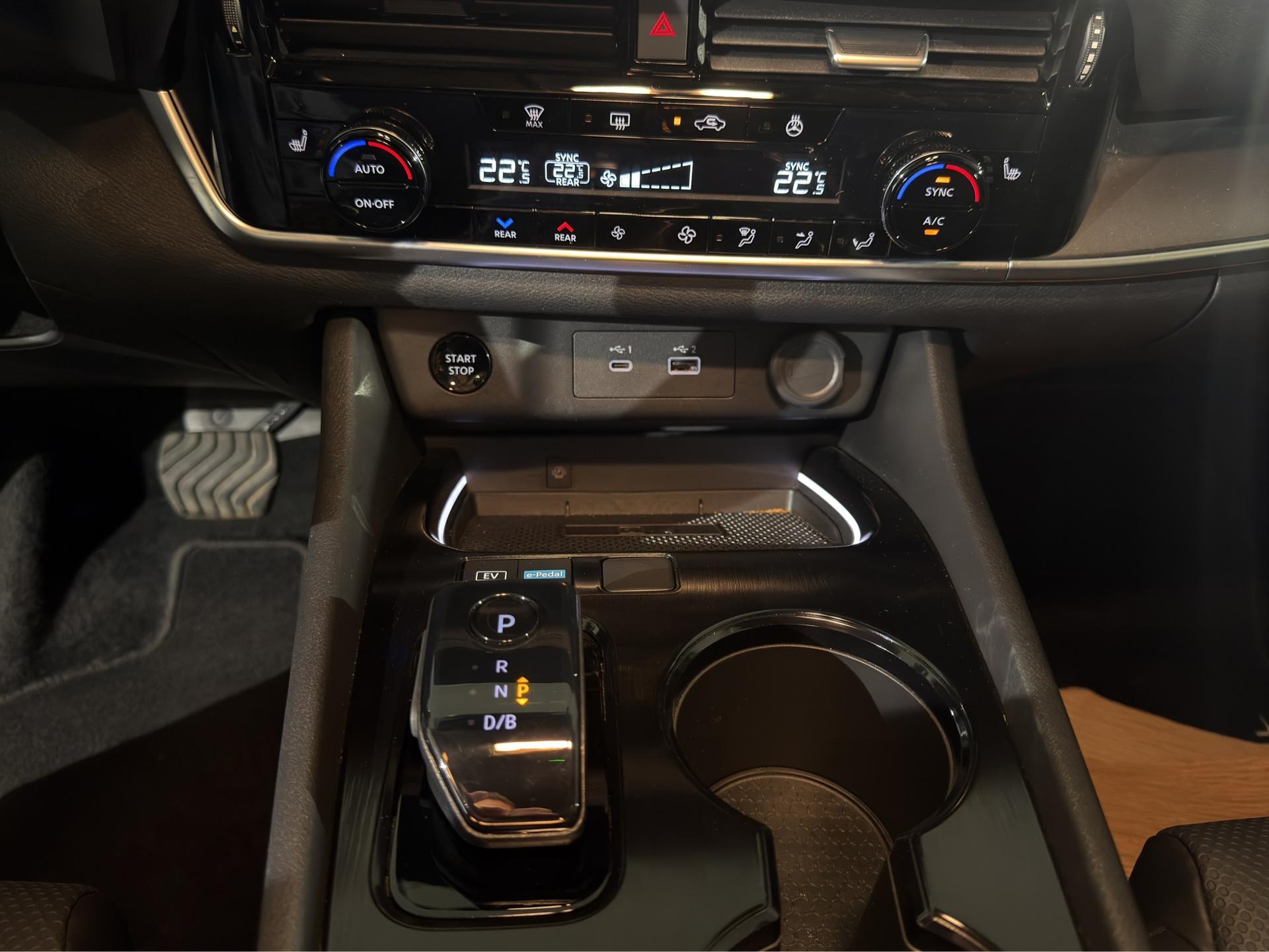 NISSAN X-Trail 1.5 VC-T e-Power 4WD 7 Sitze N-Trek-image-11