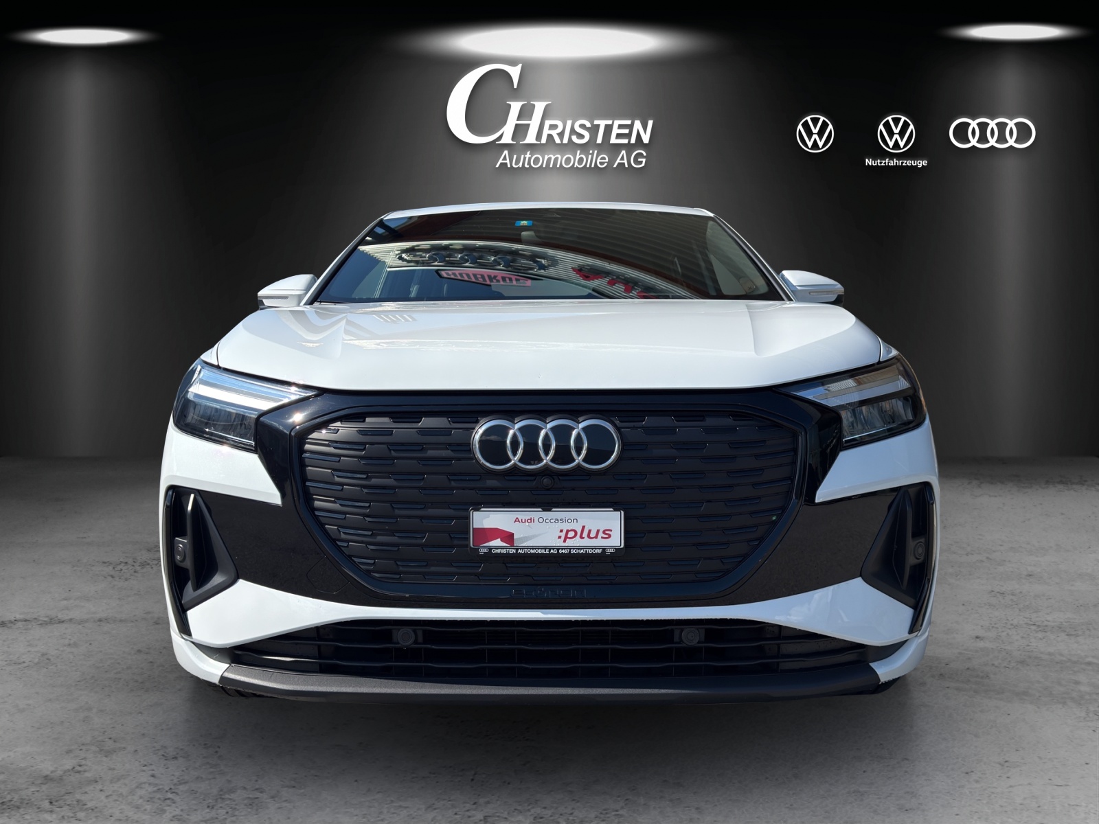 AUDI Q4 Sportback e-tron 50 quattro-showroom-element-2