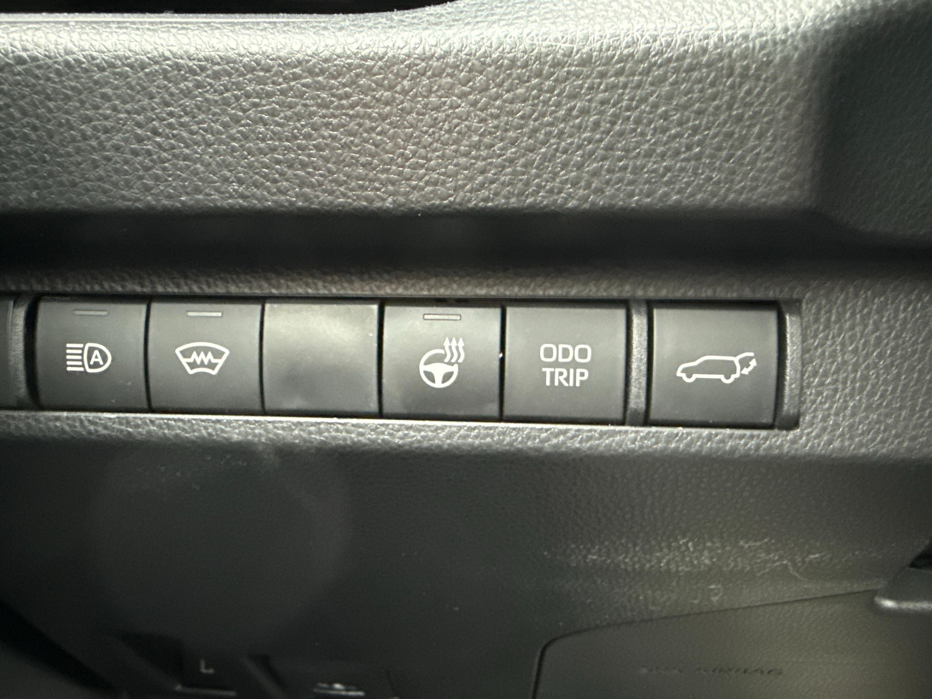 SUZUKI Across 2.5 PHEV Compact Top 4x4-image-15