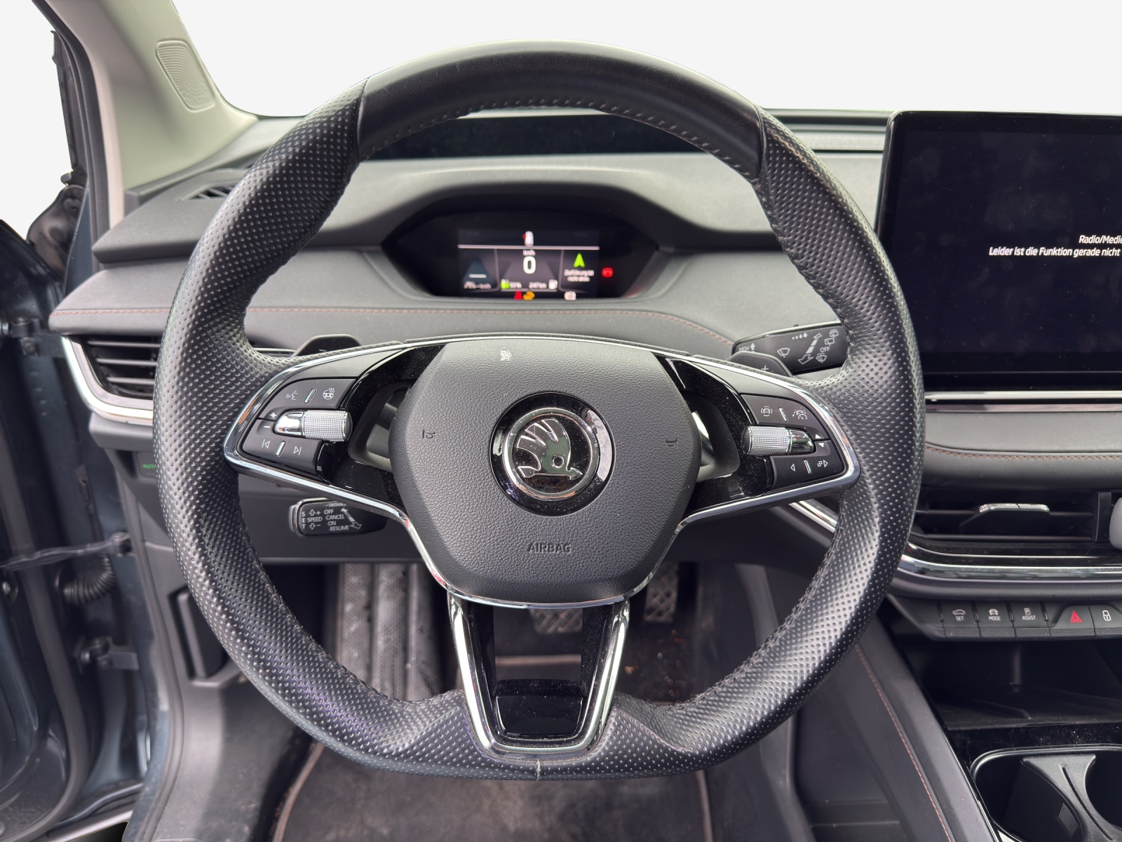 SKODA Enyaq iV 80-image-6