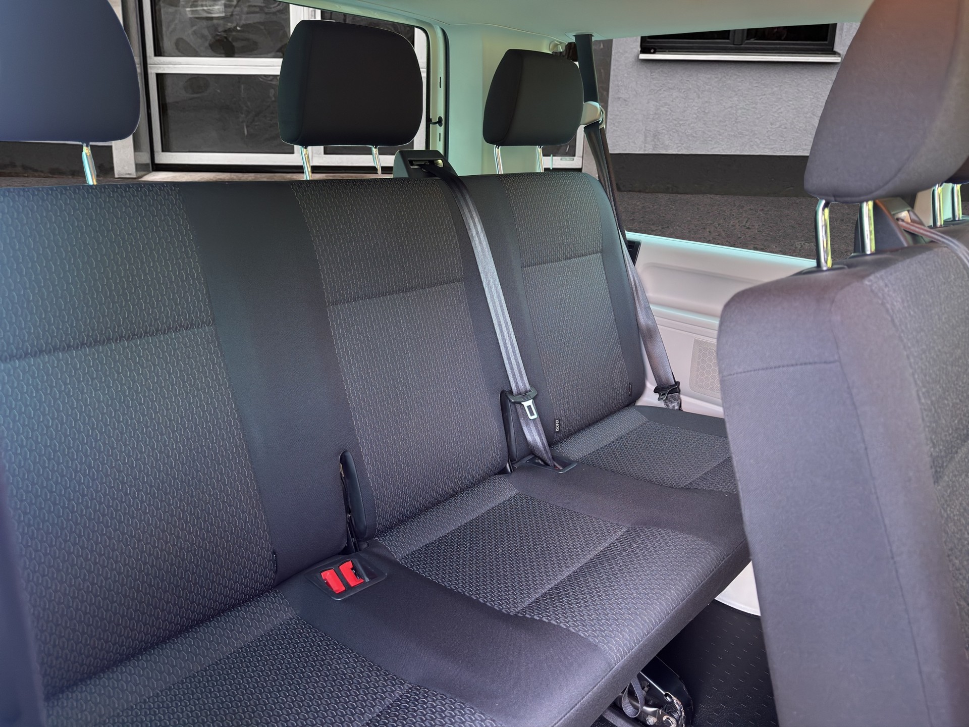 VW T6 Caravelle 2.0 TDI Trendline Liberty DSG-image-18