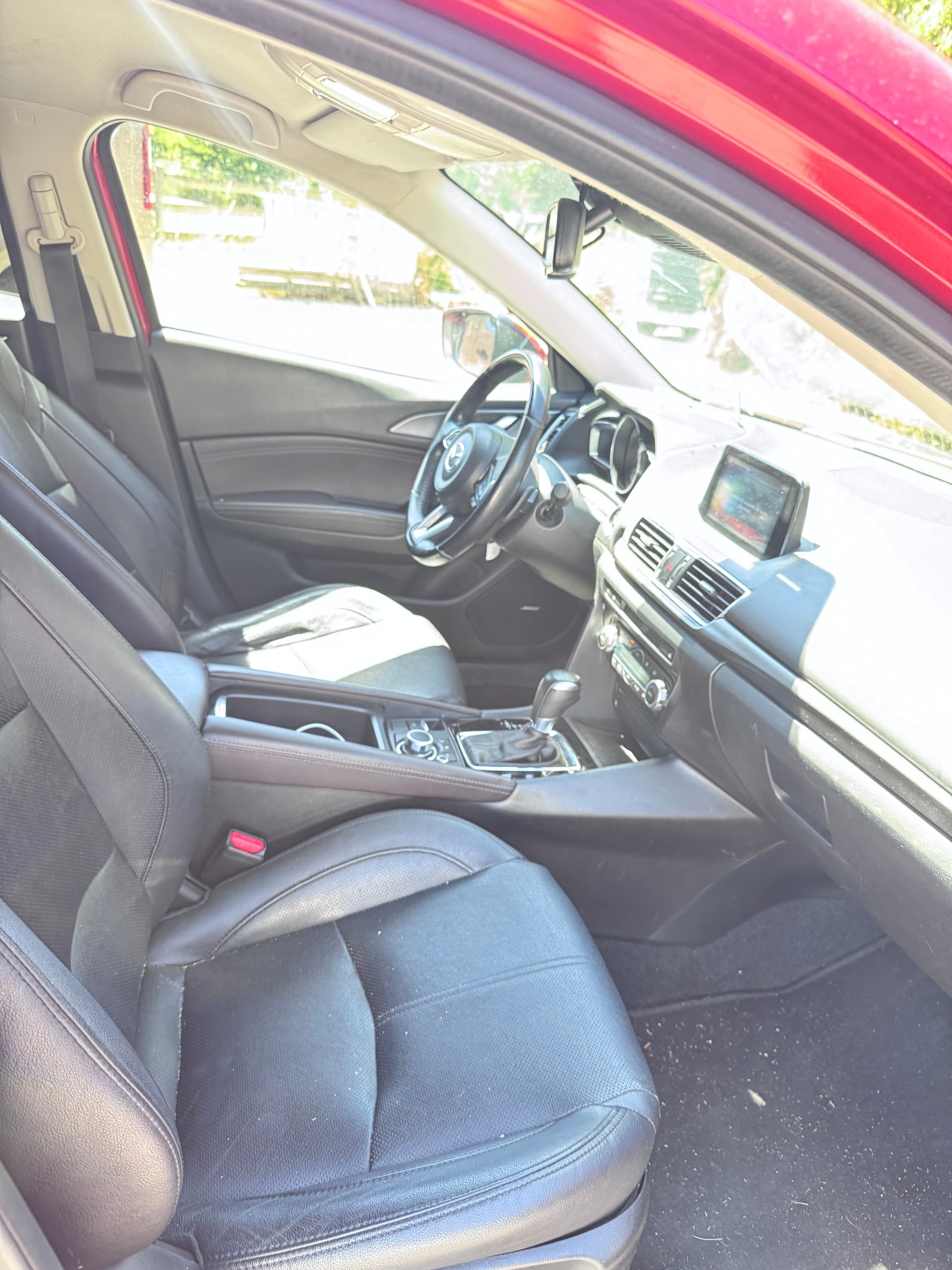 MAZDA 3 SKYACTIV-D 150 Revolution Automat-image-3