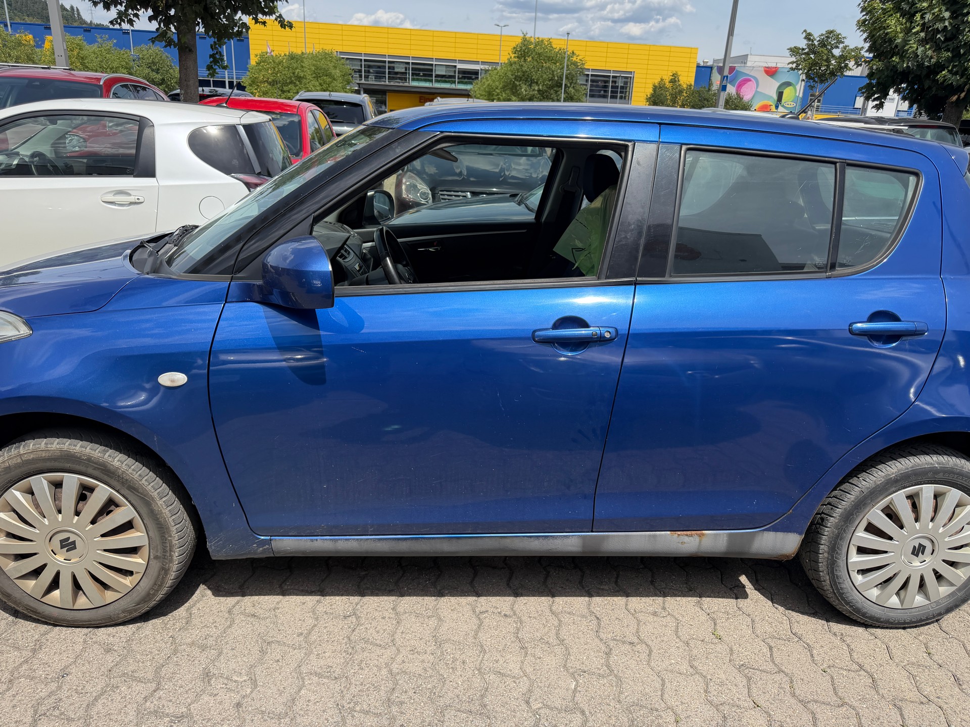 SUZUKI Swift 1.2i 16V GL Top 4x4-image-3