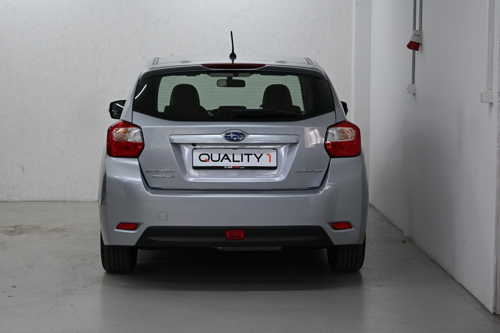 SUBARU Impreza 1.6 Swiss one CVT-image-2