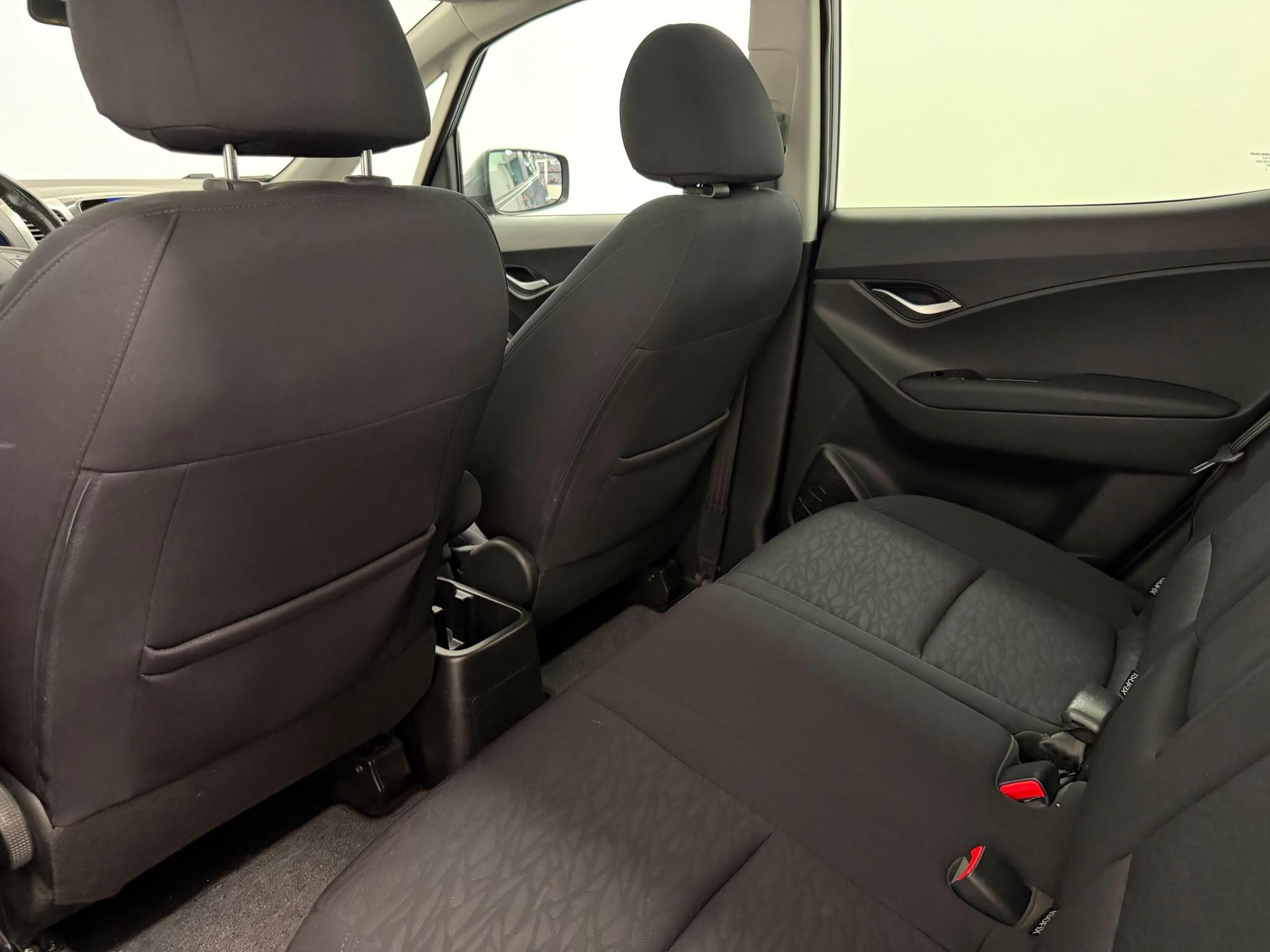 HYUNDAI ix20 1.6 Style-image-10