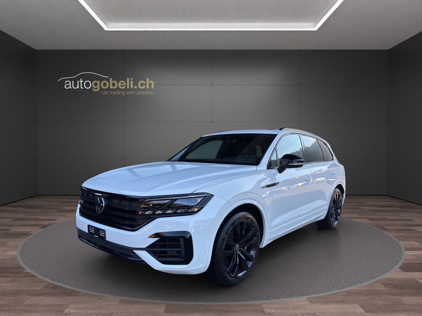 VW Touareg 3.0 TSI eHybrid R Tiptronic-image-0