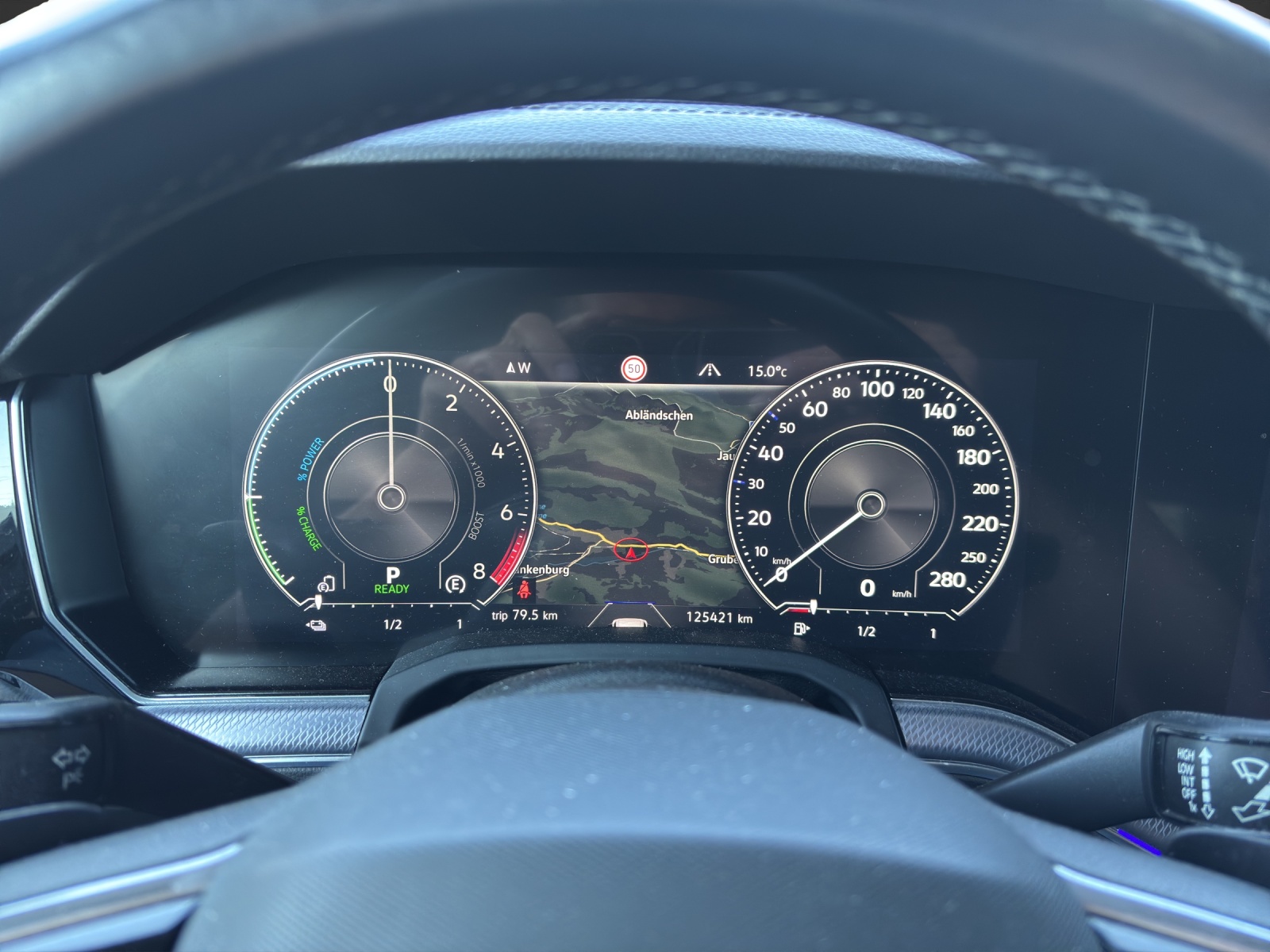 VW Touareg 3.0 TSI eHybrid R Tiptronic-image-4