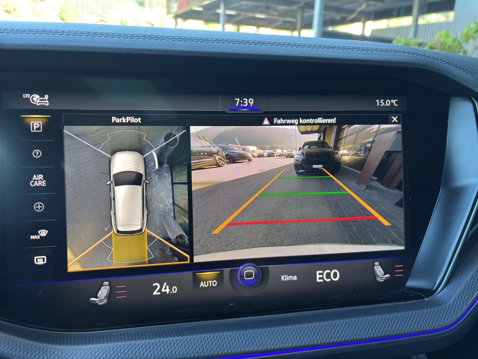VW Touareg 3.0 TSI eHybrid R Tiptronic-image-6