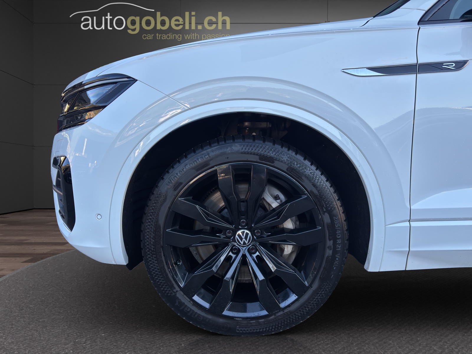 VW Touareg 3.0 TSI eHybrid R Tiptronic-image-8