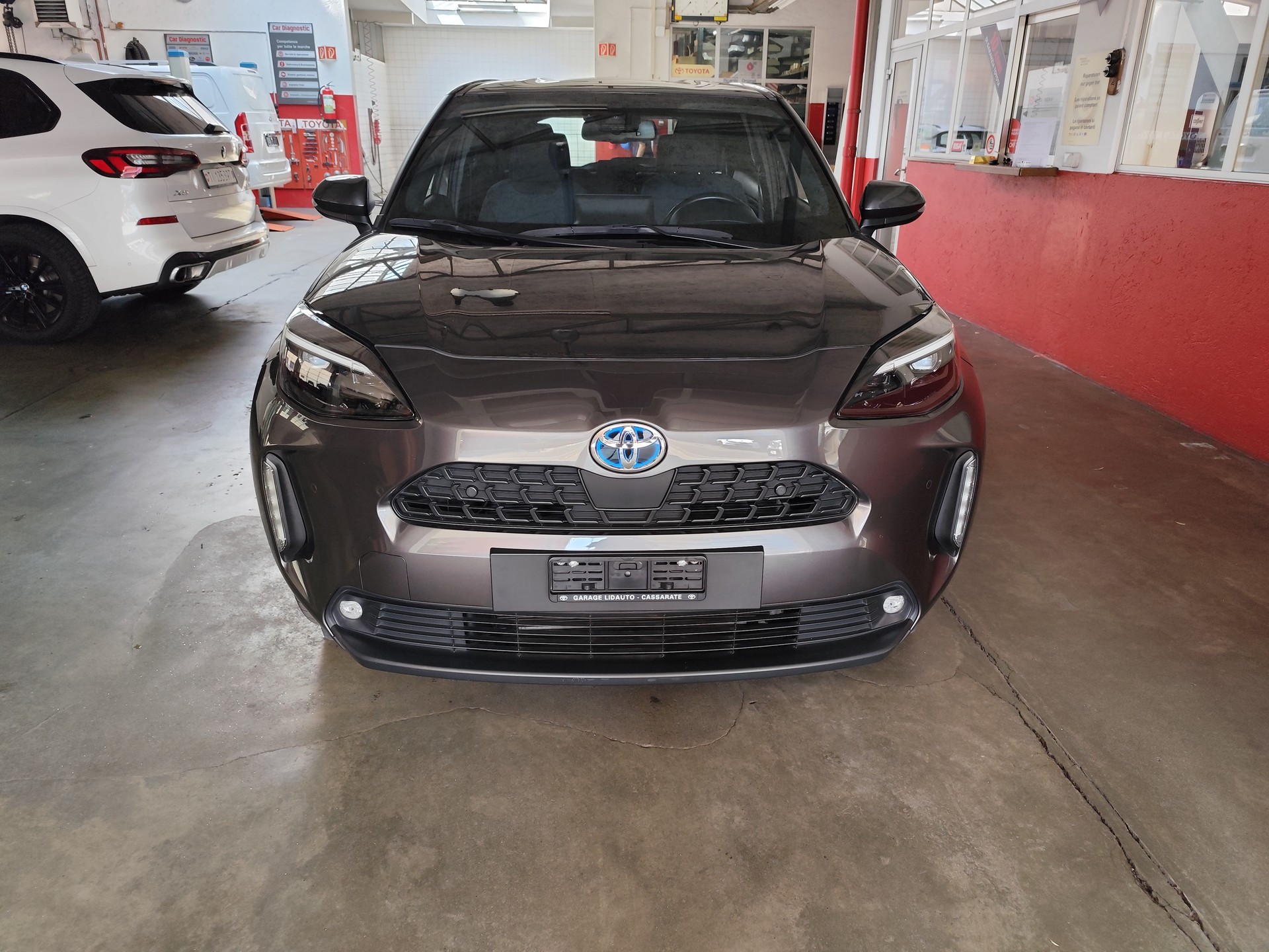 TOYOTA Yaris Cross 1.5 Trend e-CVT AWDi-image-1
