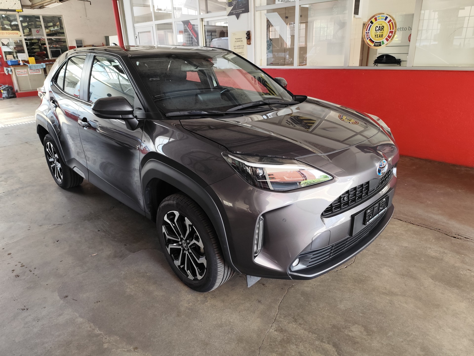 TOYOTA Yaris Cross 1.5 Trend e-CVT AWDi-image-0